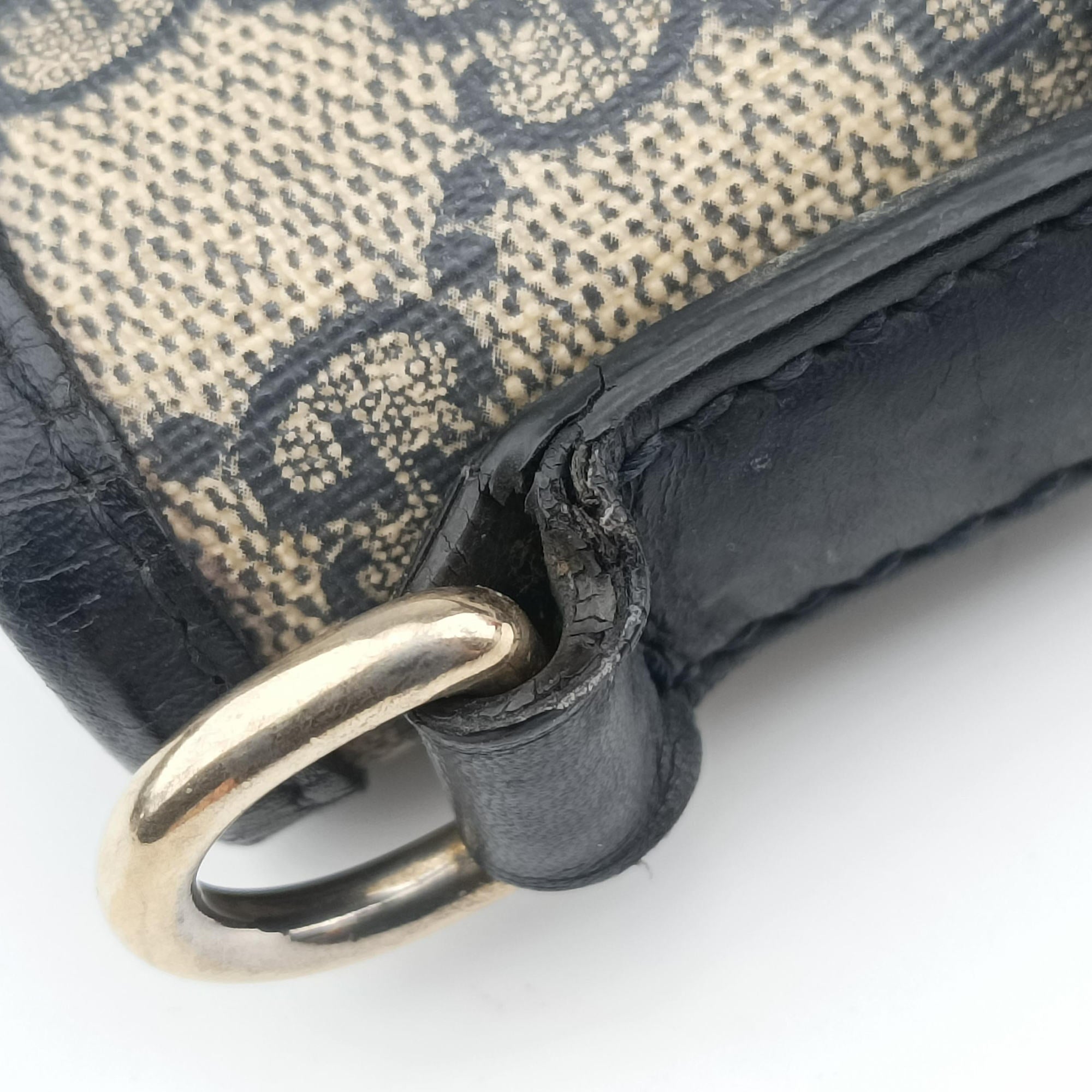 Pre-owned Gucci GG Supreme Messenger Brown PVC coated canvas×Leather 388926 shoulderbag | stylenewstar