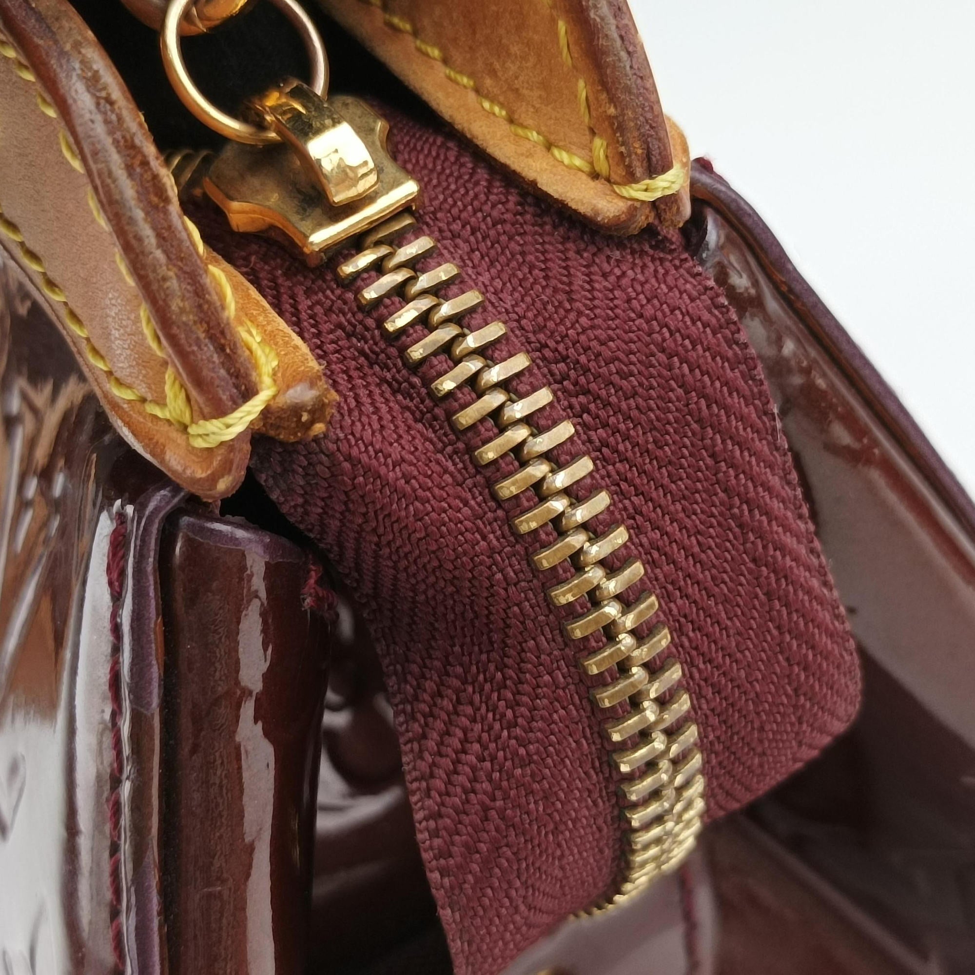 Pre-owned Louis Vuitton Brea MM ROUGE FAUVISTE Vernis M91690 shoulderbag | stylenewstar