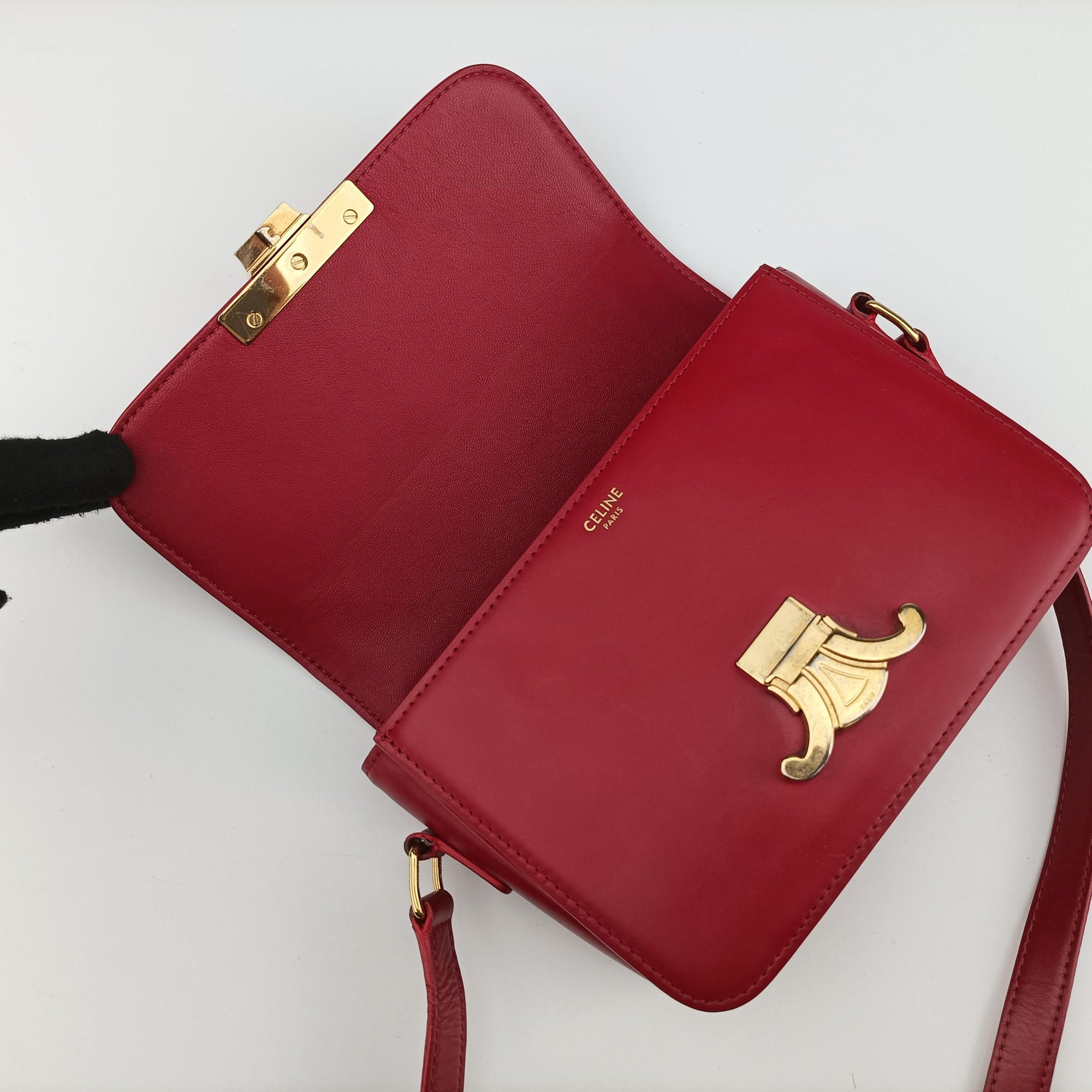 Vintage Celine Teen Triomphe Red Leather  shoulderbag | stylenewstar