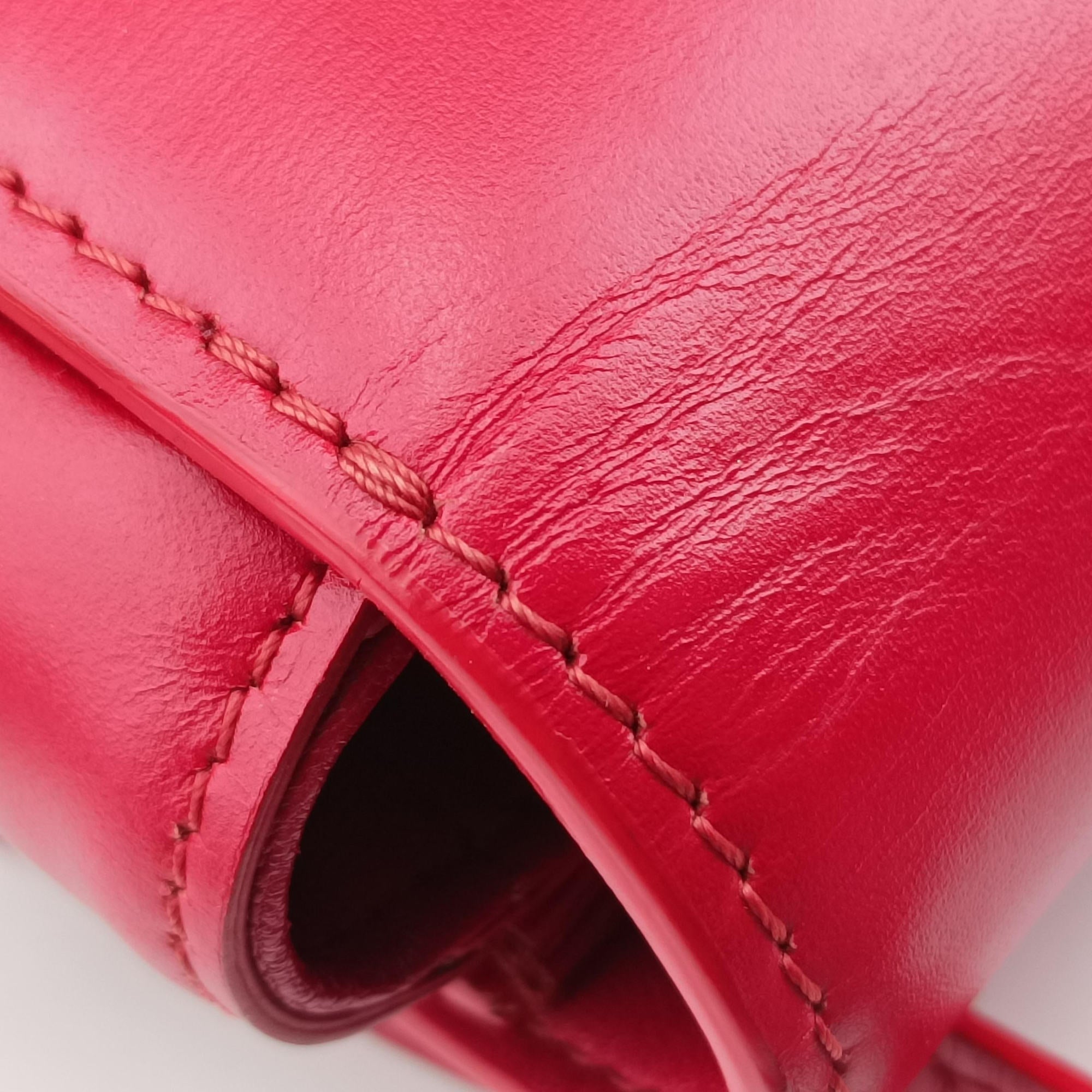 Vintage Celine Teen Triomphe Red Leather  shoulderbag | stylenewstar