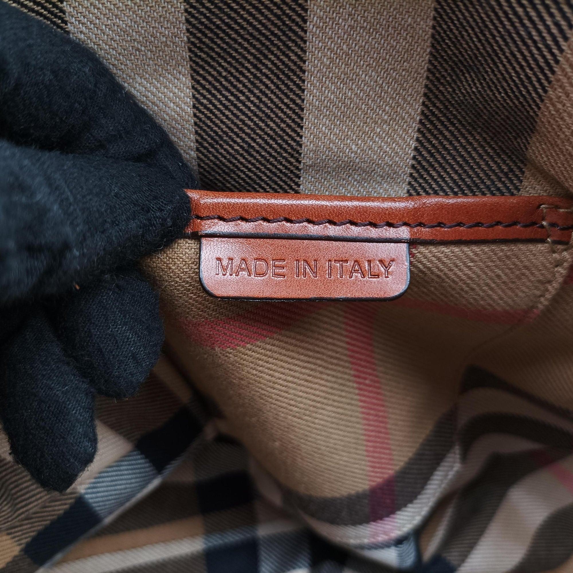 Pre-owned Burberry Orchard Brown Leather  shoulderbag | stylenewstar