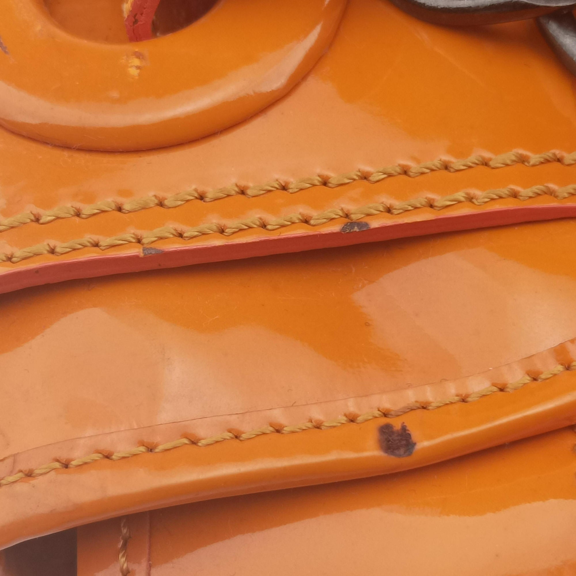Pre-owned Fendi B Bag Orange Patent 8BN165 handbag | stylenewstar