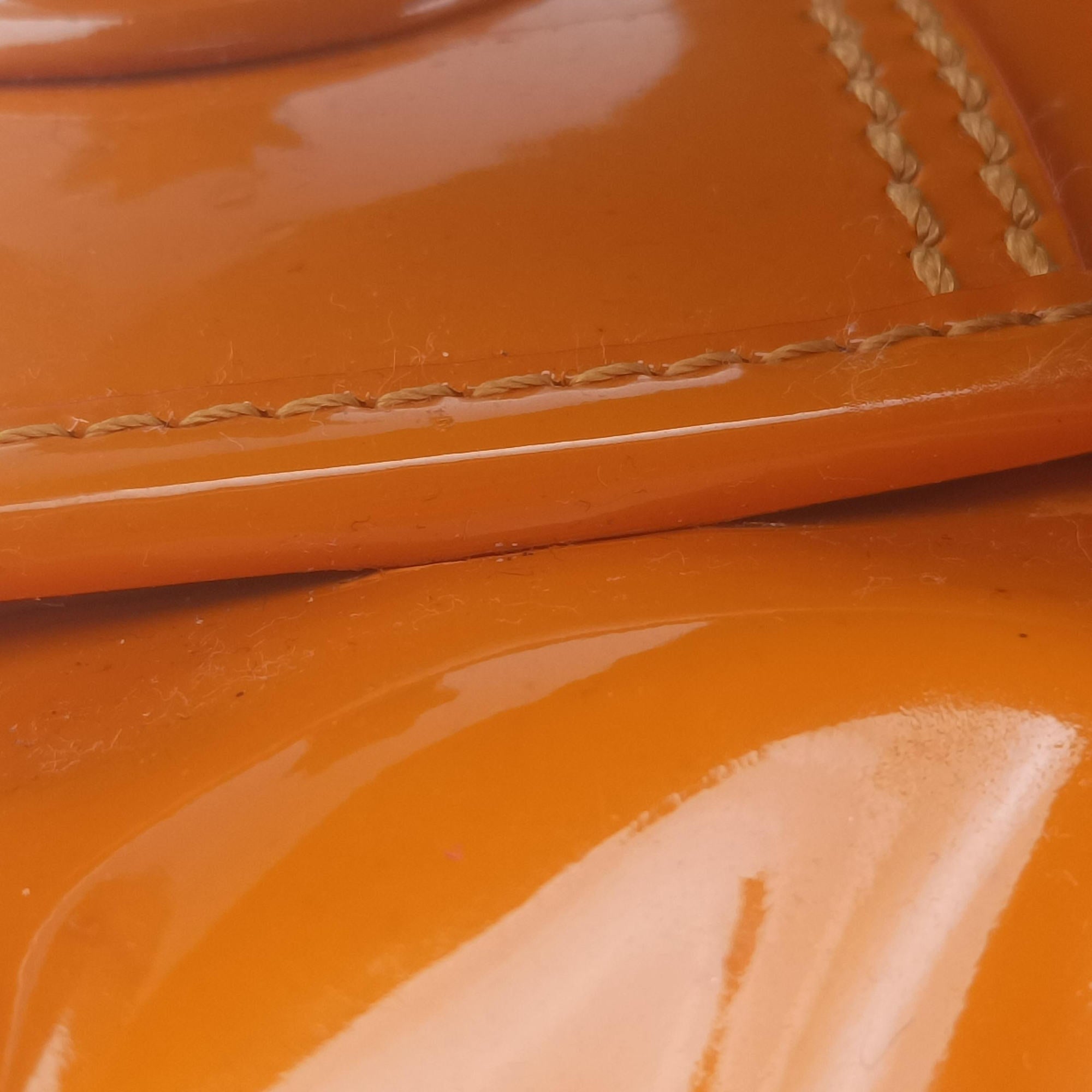 Pre-owned Fendi B Bag Orange Patent 8BN165 handbag | stylenewstar