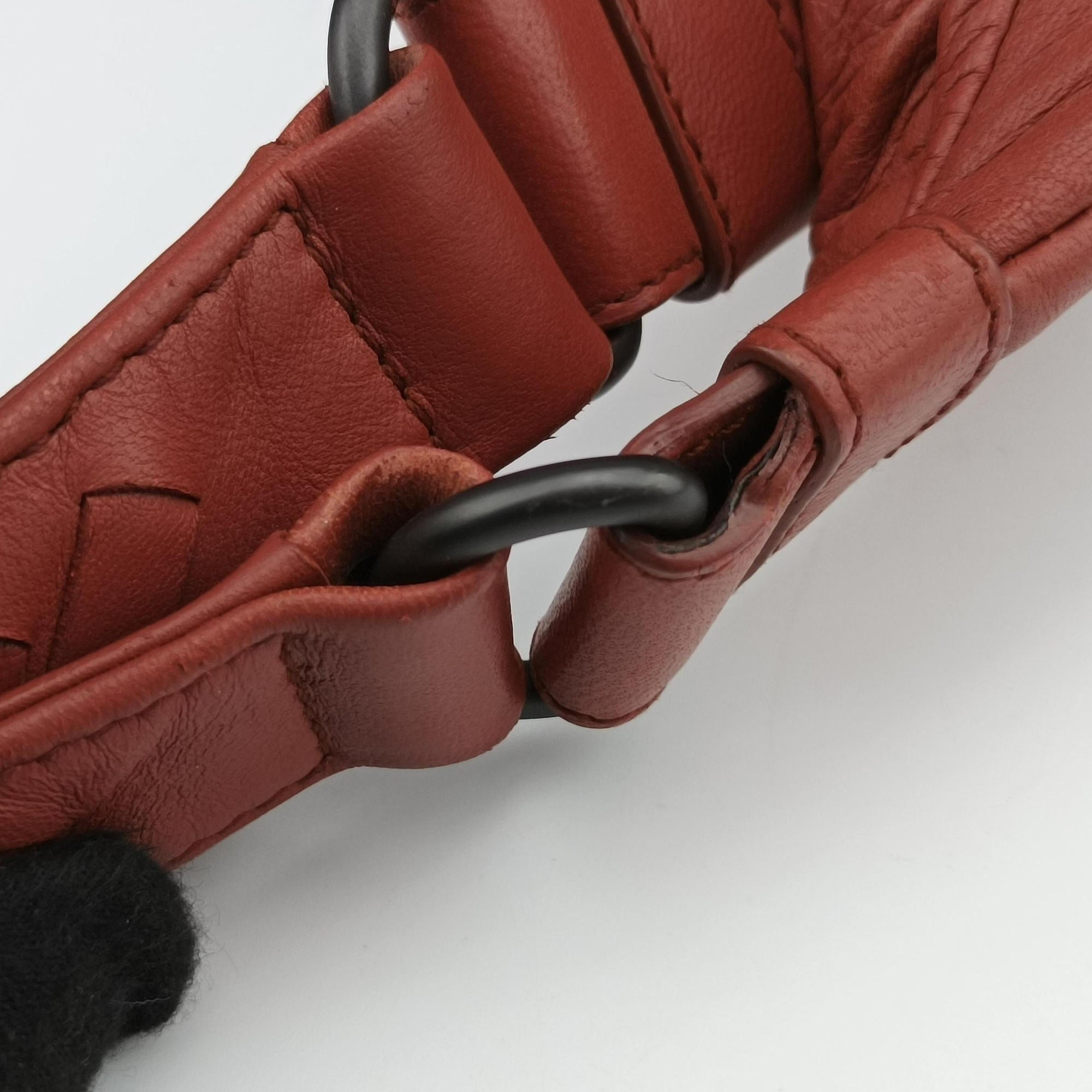 Secondhand Bottega Veneta CAMPANA Intrecciato Maroon lambskin  shoulderbag | stylenewstar