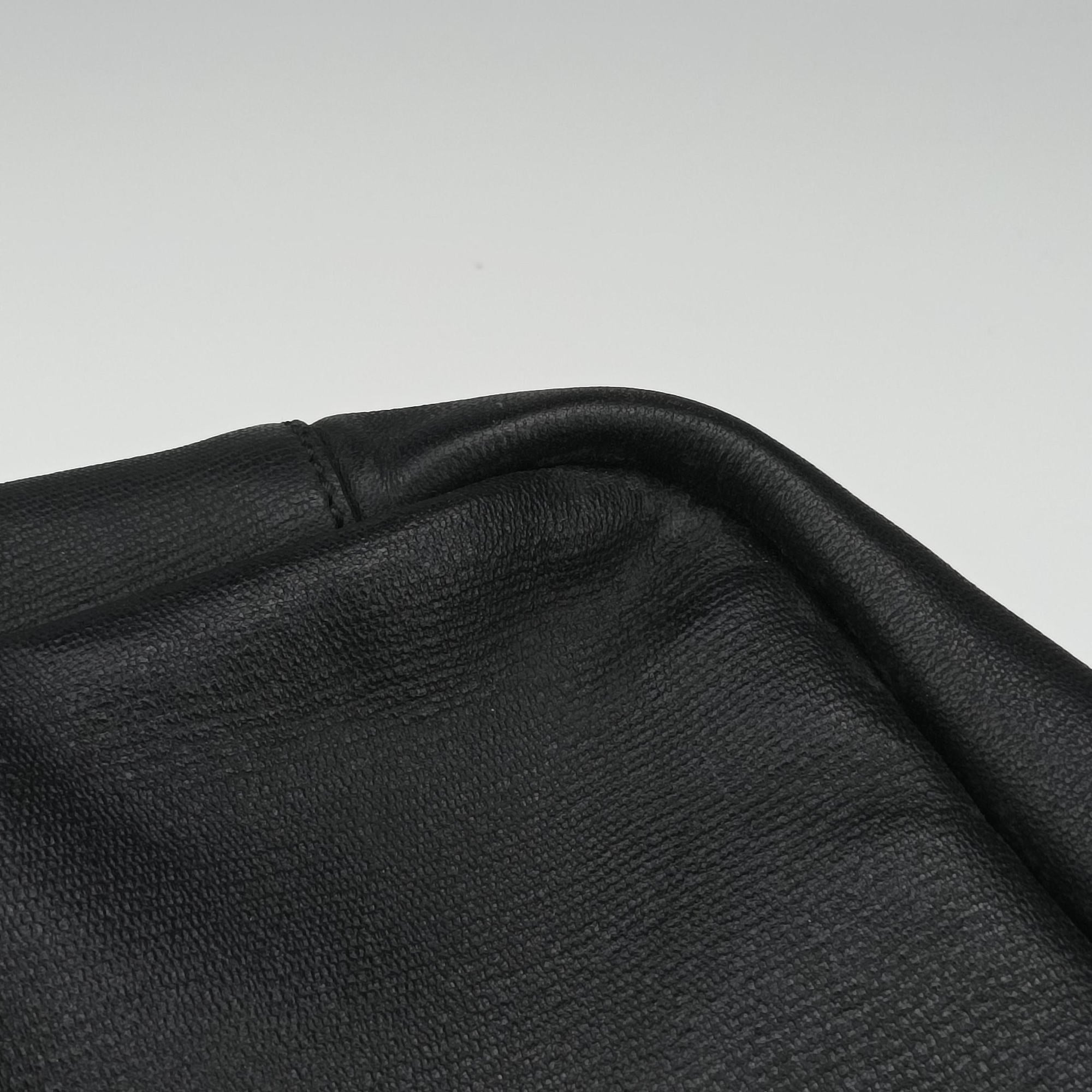 Pre-owned Yves Saint Laurent business Black Leather  handbag | stylenewstar
