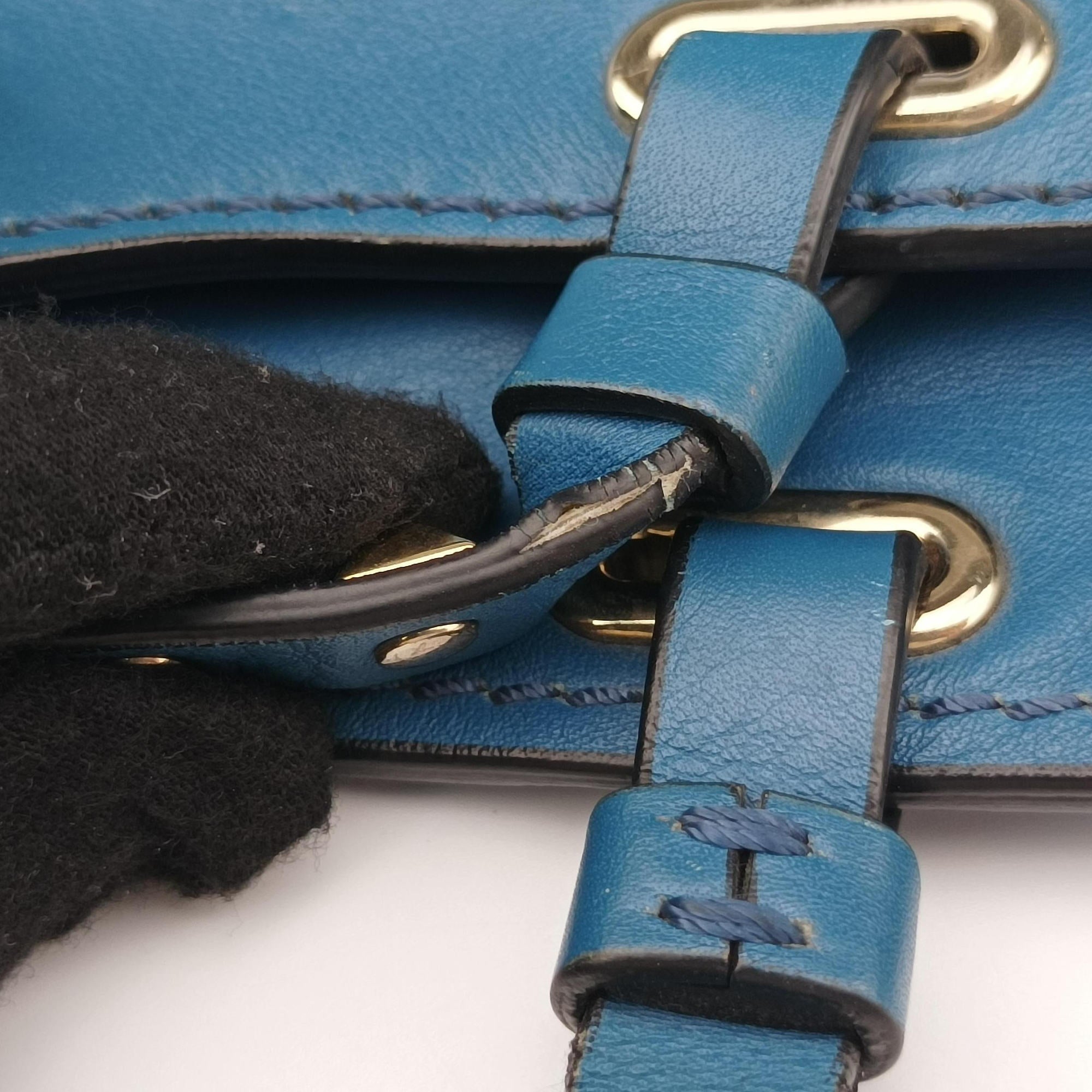 Pre-owned Valentino Rockstud Blue Leather  shoulderbag | stylenewstar