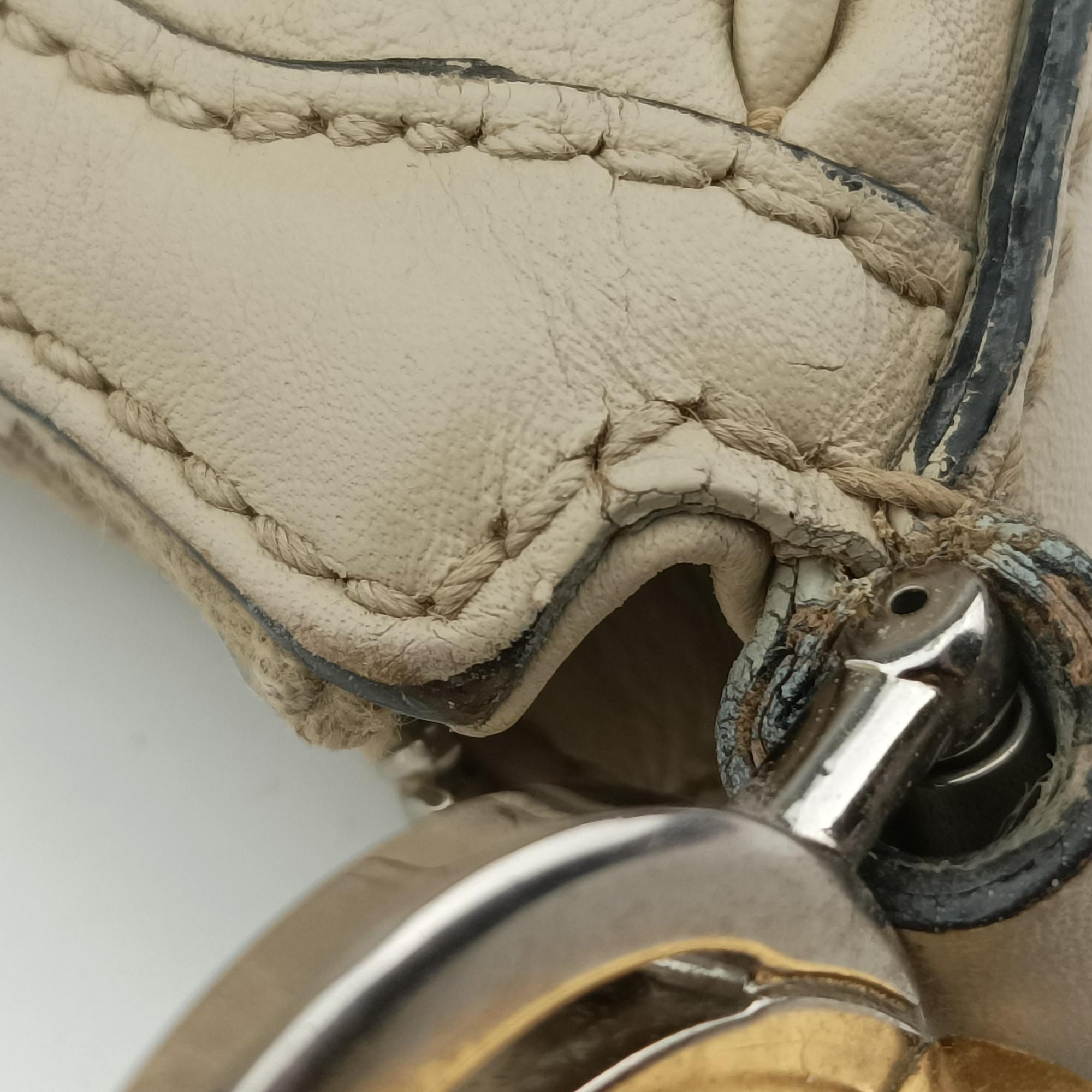 Pre-owned Gucci GG Twins Hobo White Leather 232962 handbag | stylenewstar