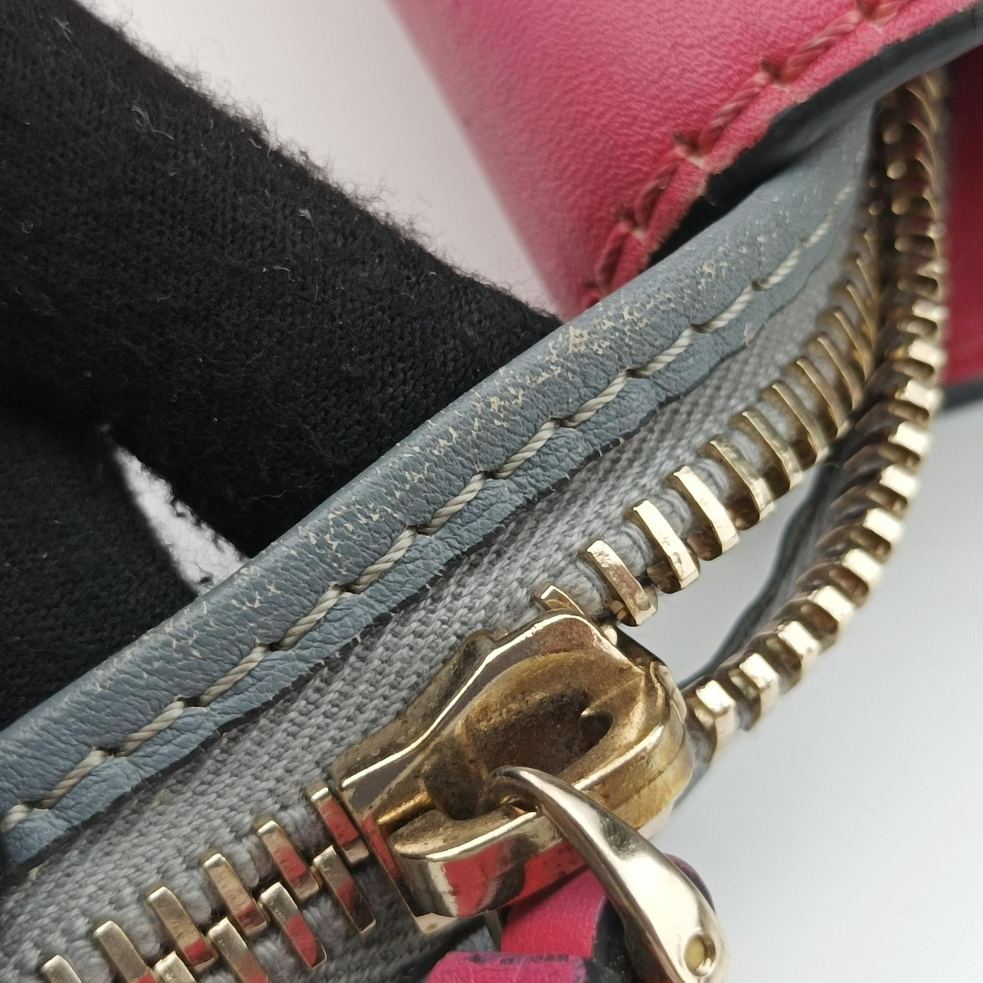 Pre-owned Valentino Rockstud Multicolour Leather  shoulderbag | stylenewstar