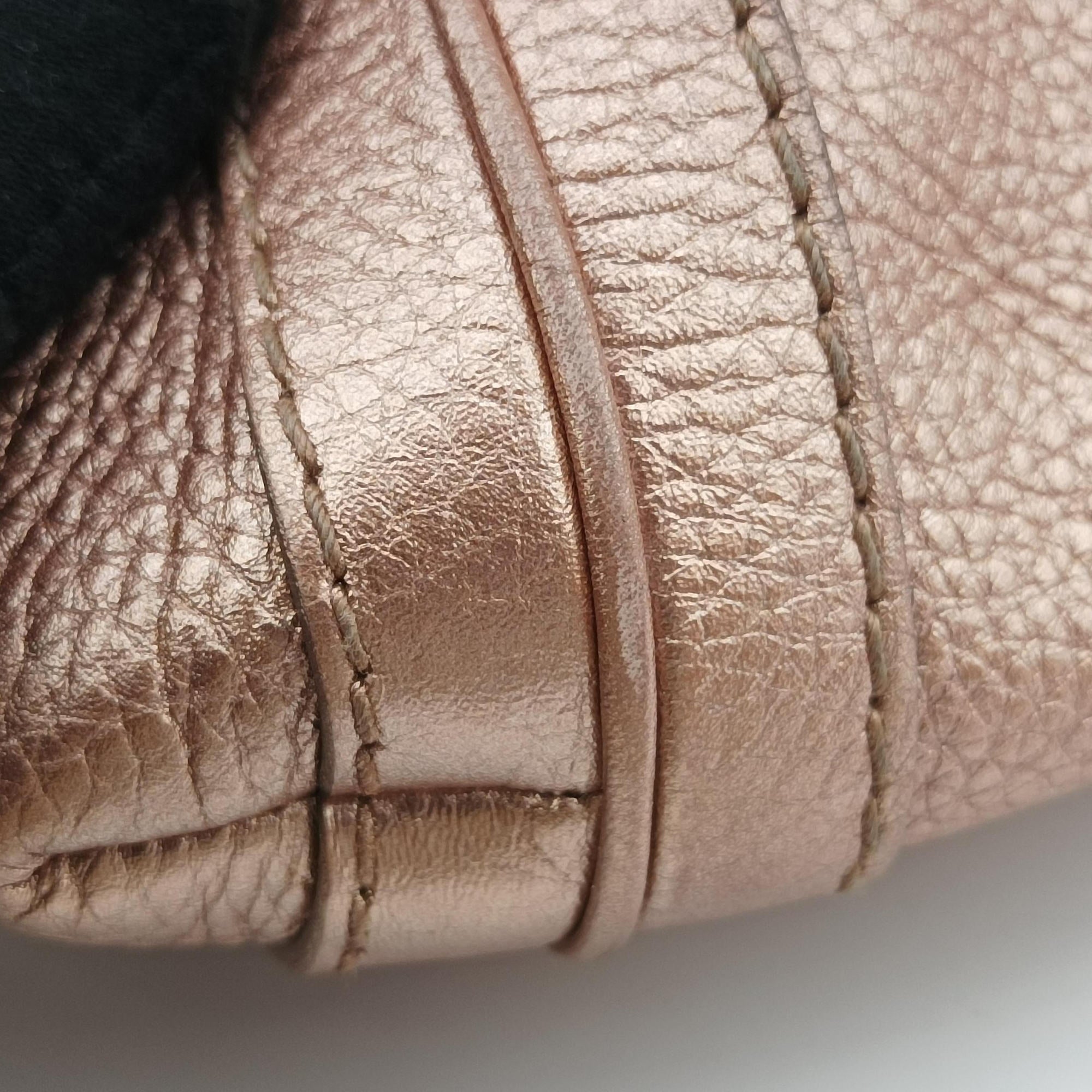 Pre-owned Gucci Bella pink leather 282300 shoulderbag | stylenewstar