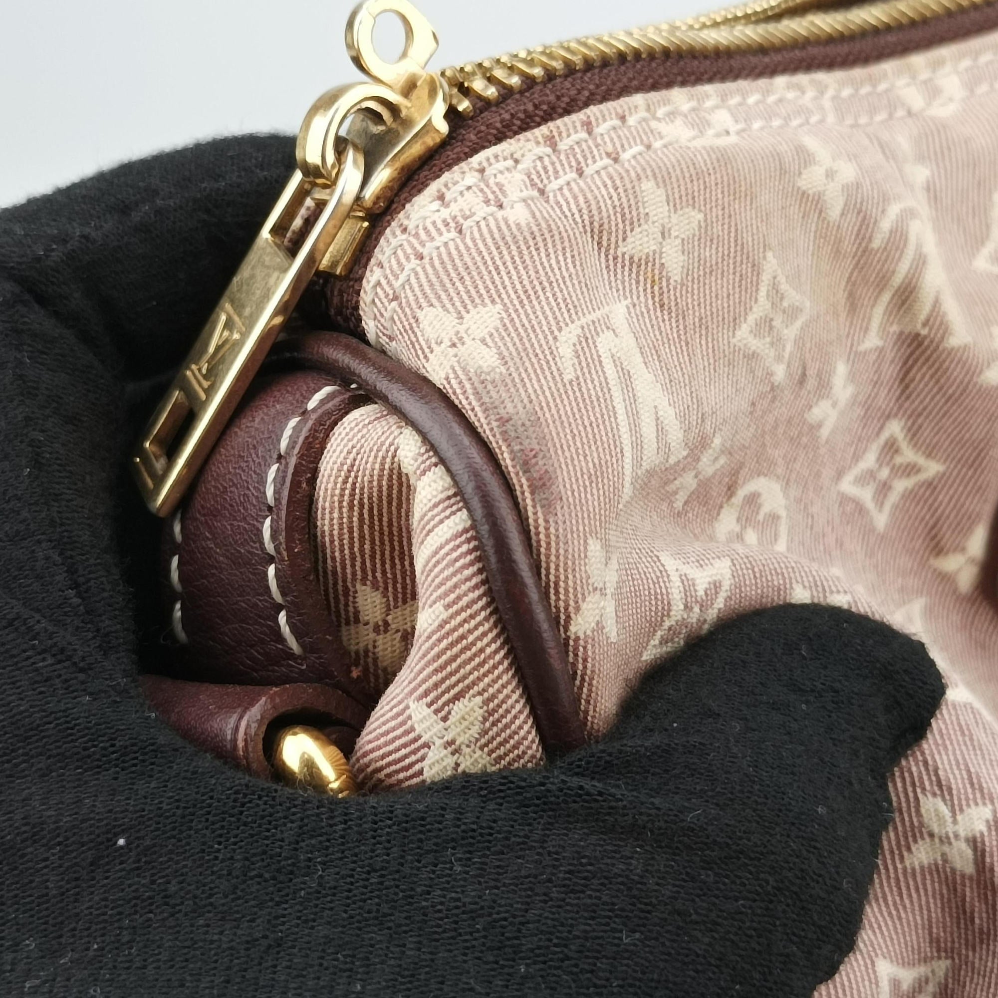 Secondhand Louis Vuitton Speedy Bandouliere 30 Sepia Monogram Idylle× Leather M56704 shoulderbag | stylenewstar
