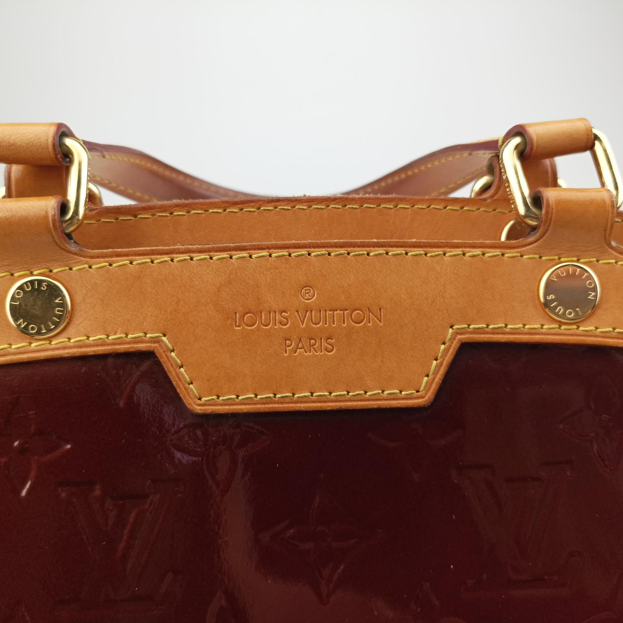 Pre-owned Louis Vuitton Brea MM AMARANTE Vernis M91619 handbag | stylenewstar