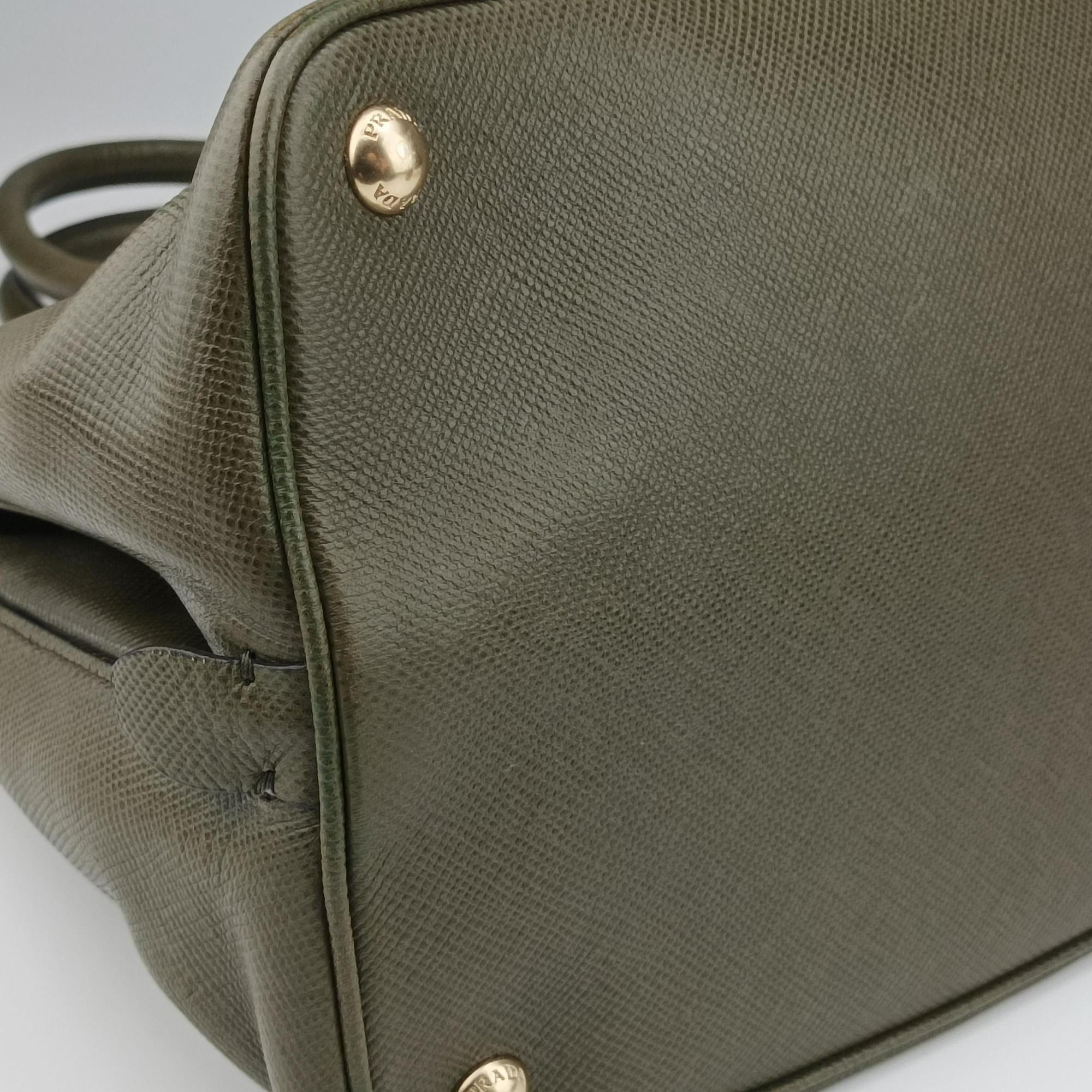 Pre-owned Prada Cuir Open Promenade Satchel Green SAFFIANO Leather  shoulderbag | stylenewstar