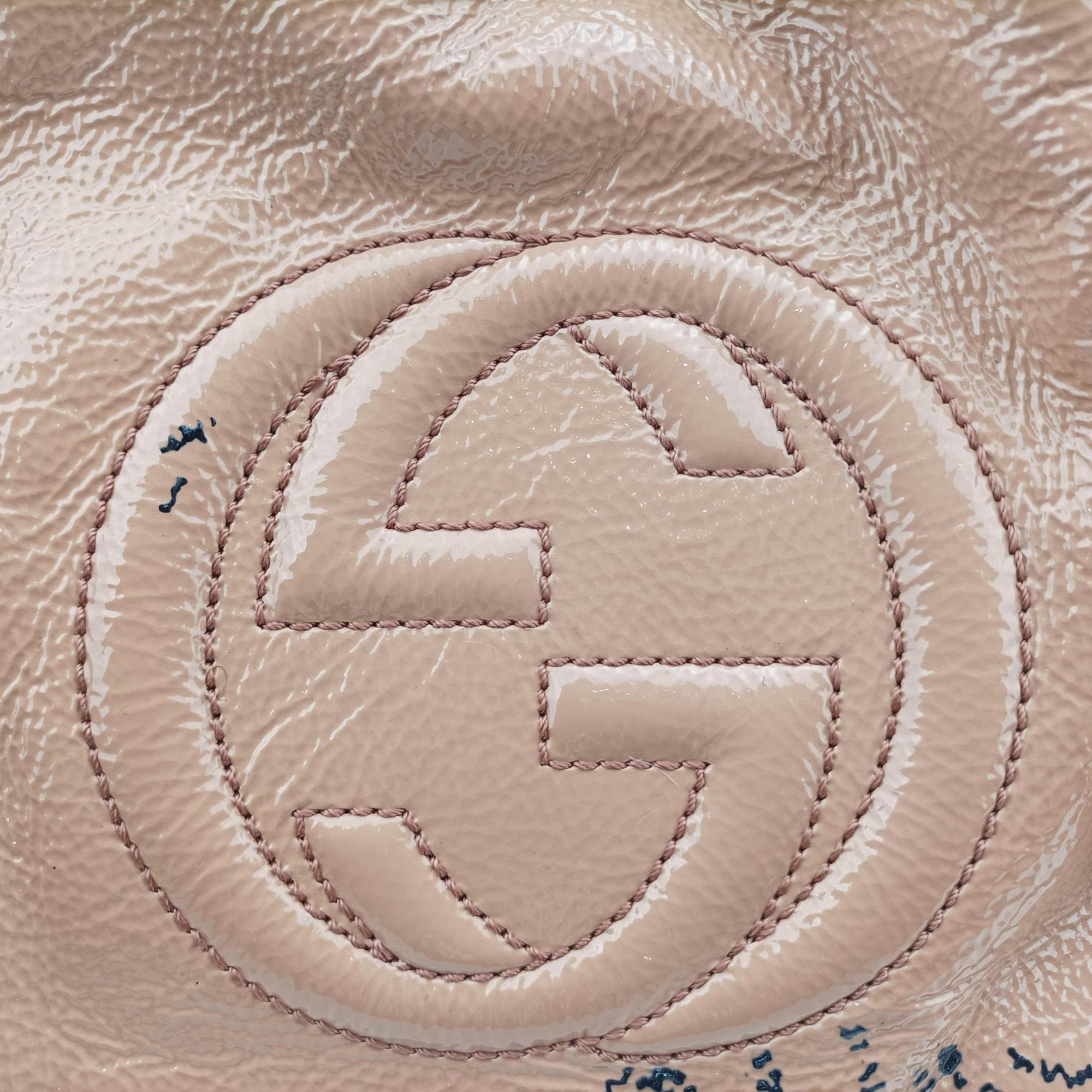 Pre-owned Gucci Soho Beige Patent Leather 282309 shoulderbag | stylenewstar