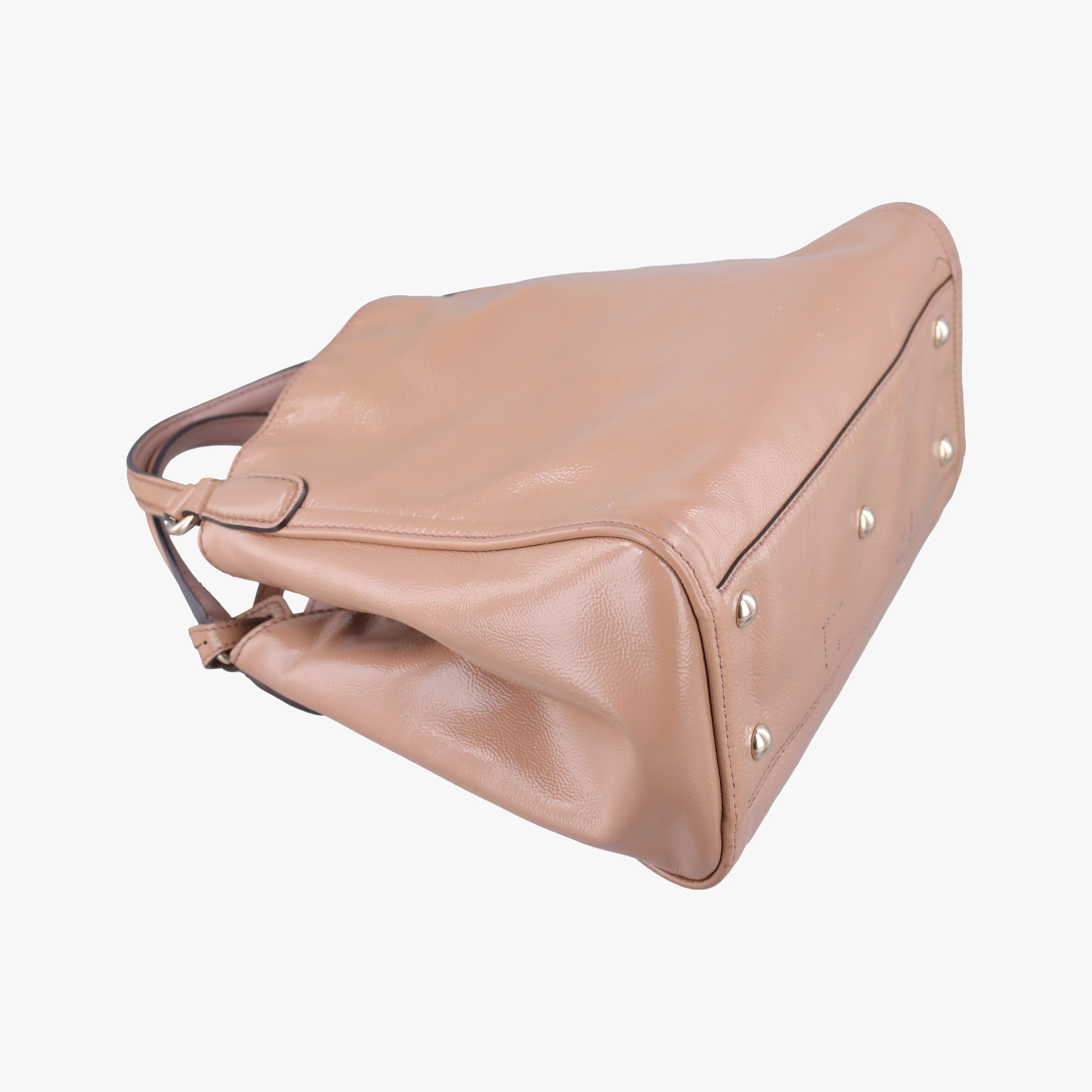 Pre-owned Gucci Soho Beige Patent Leather 282309 shoulderbag | stylenewstar