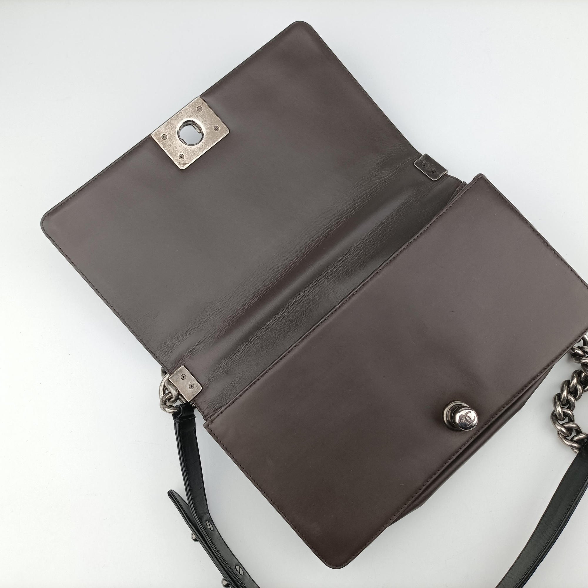 Vintage Chanel BOY CHANEL Black×Brown Leather A66713 shoulderbag | stylenewstar