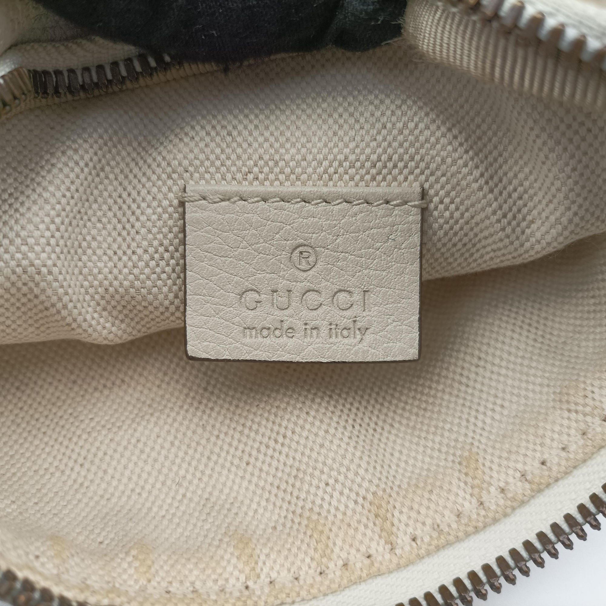 Pre-owned Gucci Gucci print White Leather 527792 bum bag/waist bag | stylenewstar