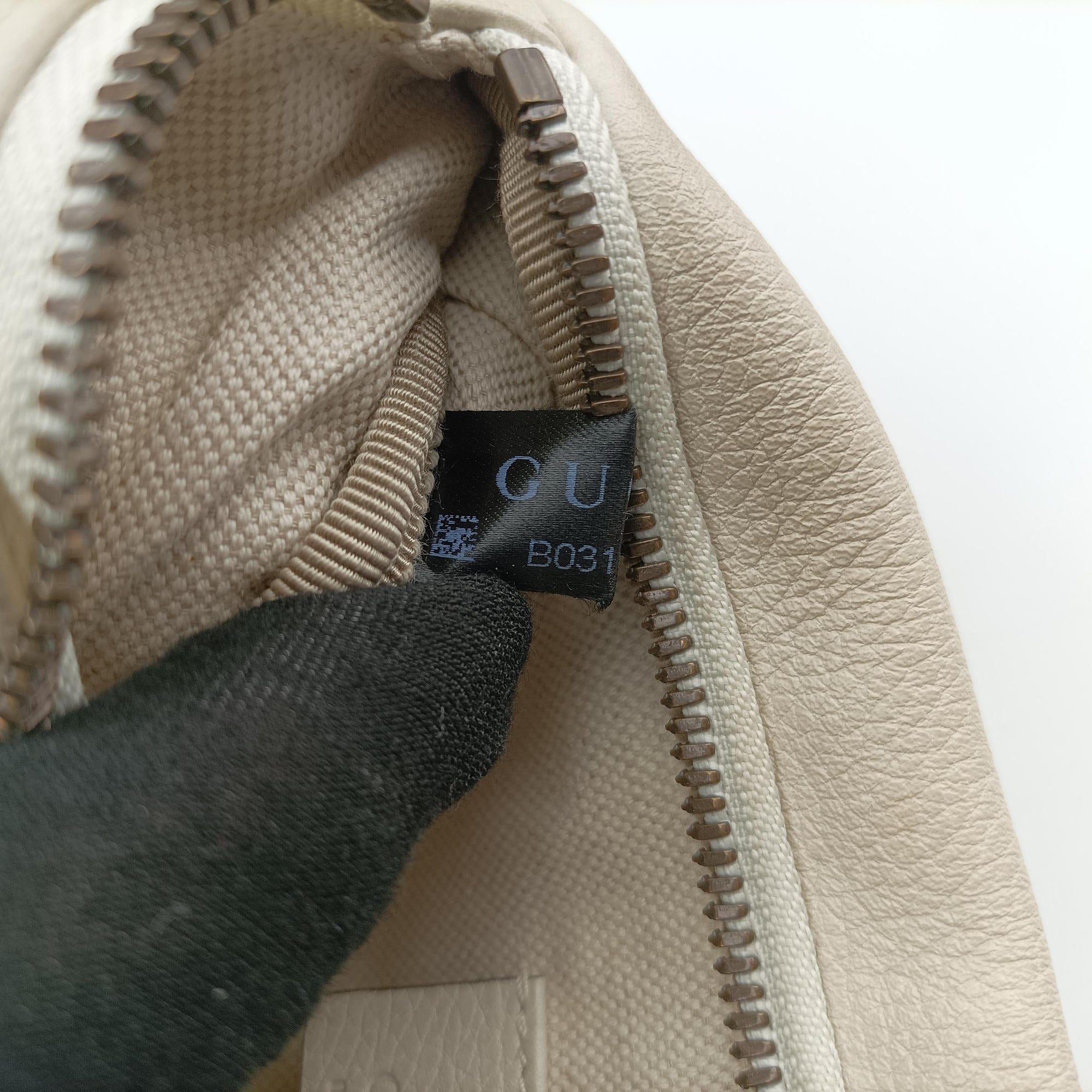 Pre-owned Gucci Gucci print White Leather 527792 bum bag/waist bag | stylenewstar