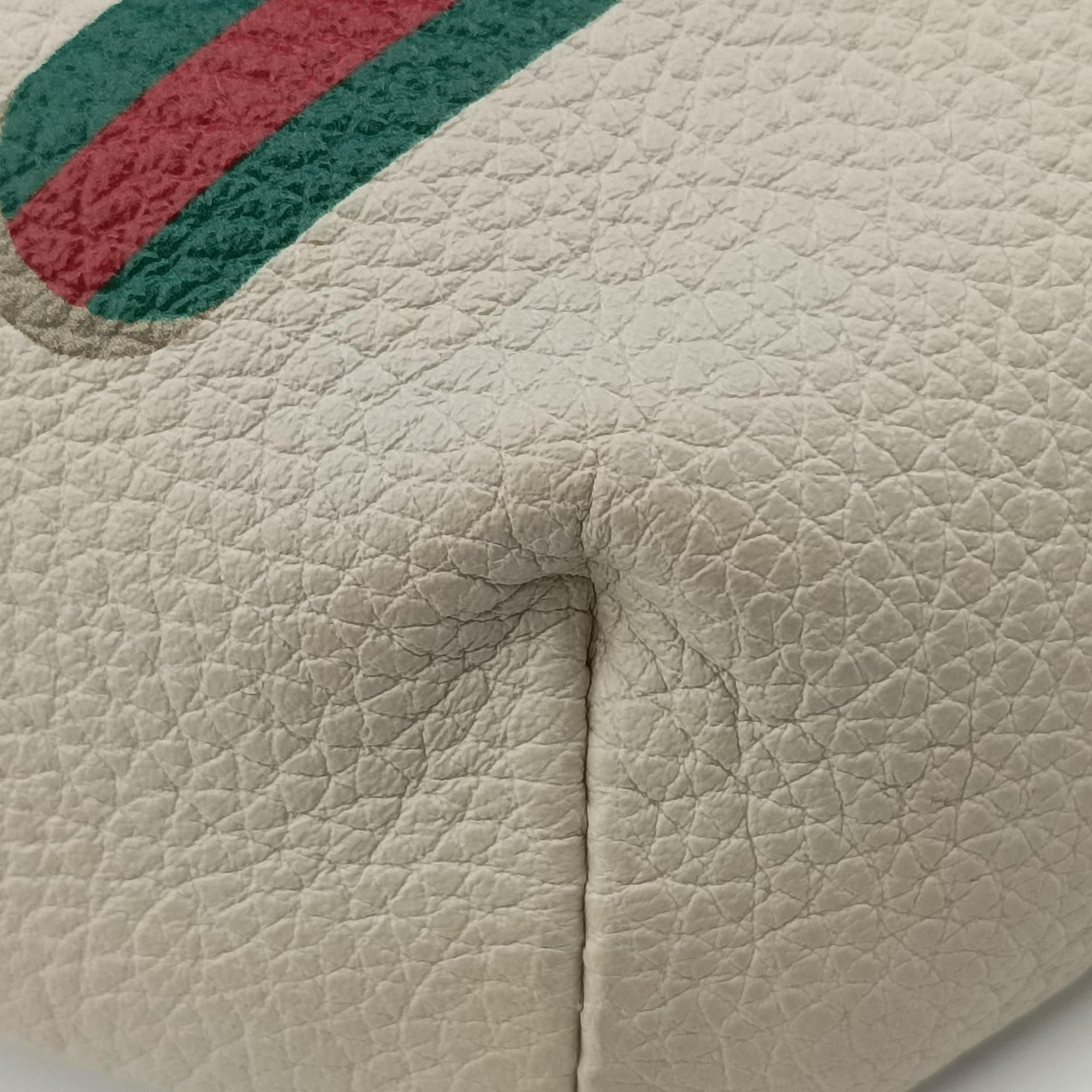 Pre-owned Gucci Gucci print White Leather 527792 bum bag/waist bag | stylenewstar