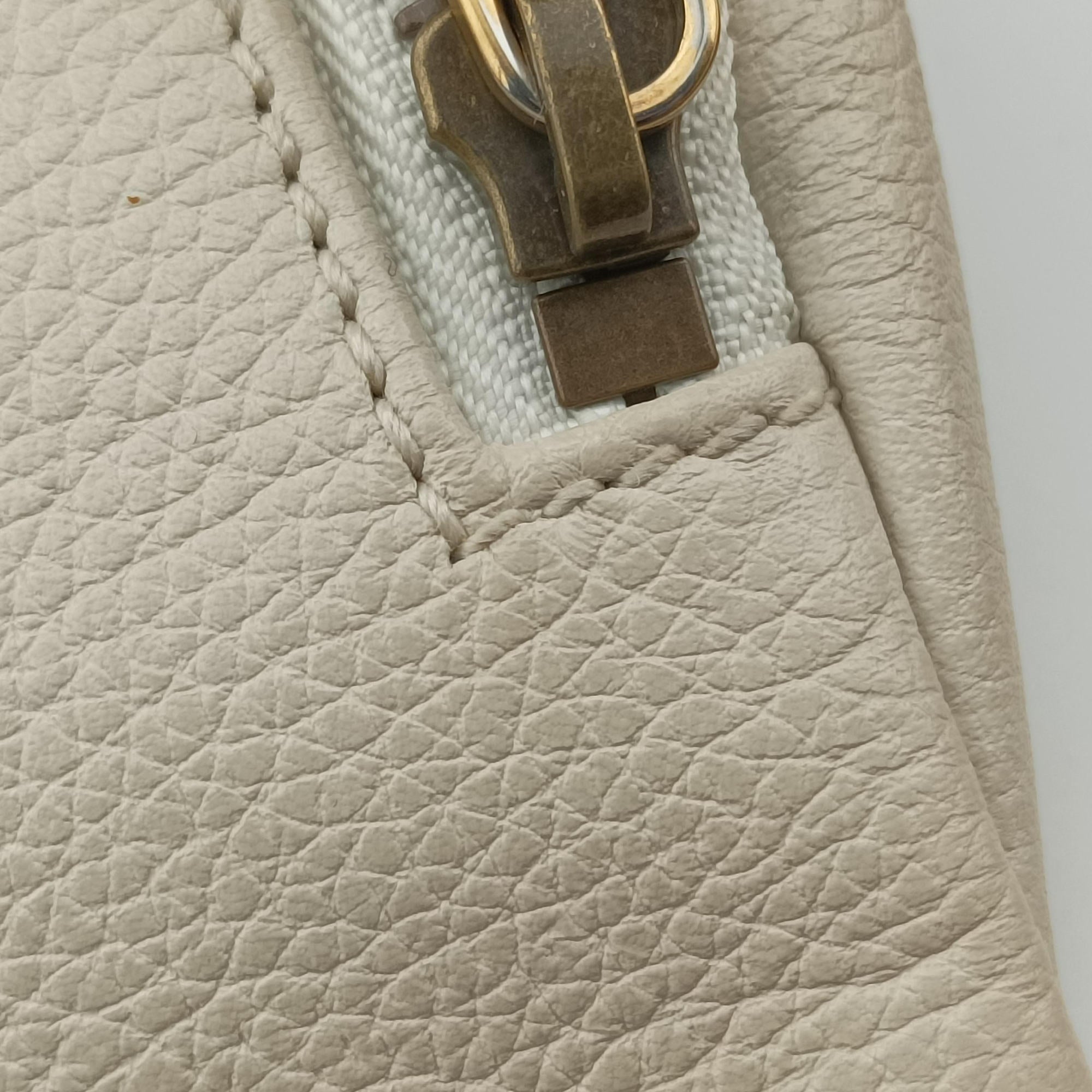 Pre-owned Gucci Gucci print White Leather 527792 bum bag/waist bag | stylenewstar