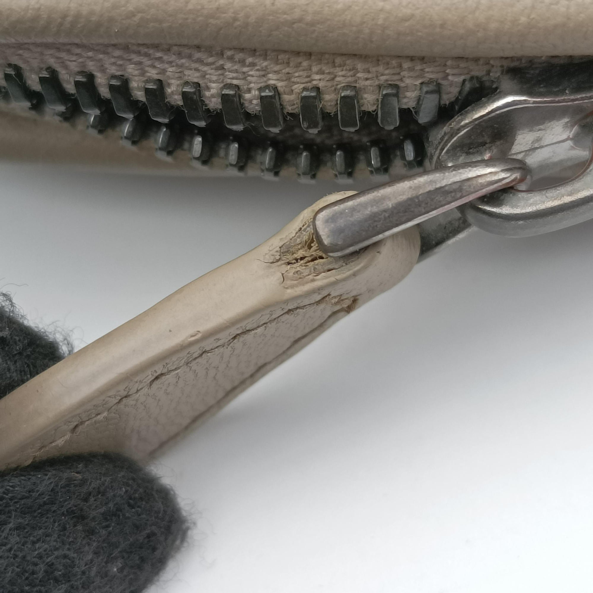 Pre-owned Bottega Veneta Nodini Beige lambskin  shoulderbag | stylenewstar
