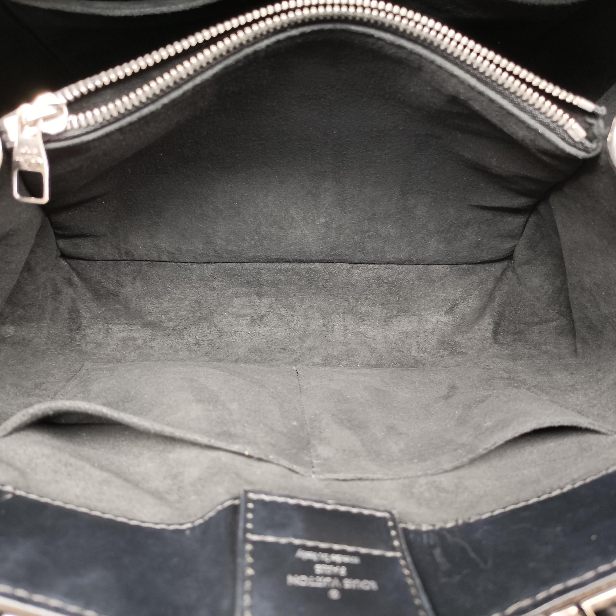 Secondhand Louis Vuitton Clevertal MM Indigo Blue Epi M51328 shoulderbag | stylenewstar
