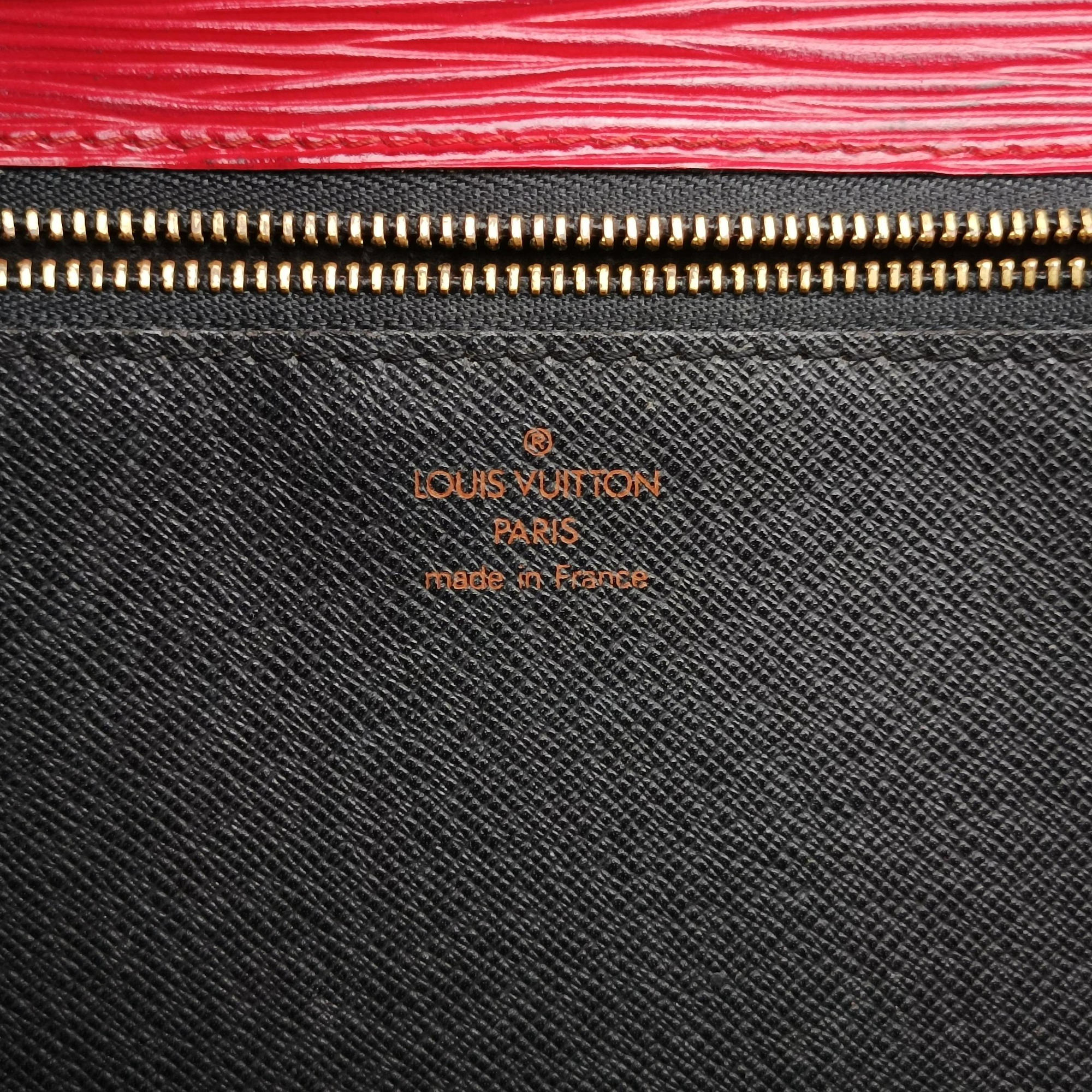 Secondhand Louis Vuitton MONCEAU Castilian Red Epi M52122 shoulderbag | stylenewstar