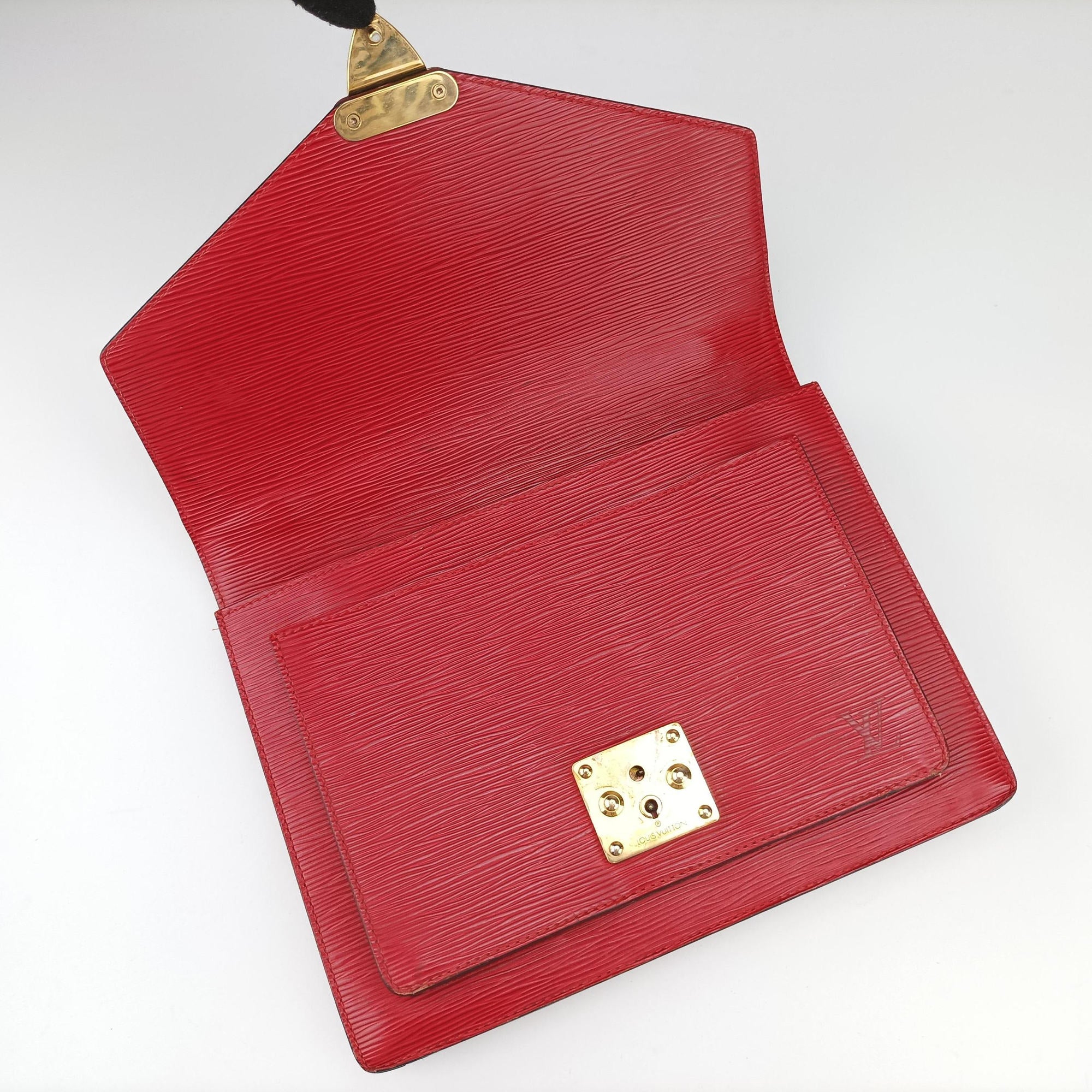 Secondhand Louis Vuitton MONCEAU Castilian Red Epi M52122 shoulderbag | stylenewstar