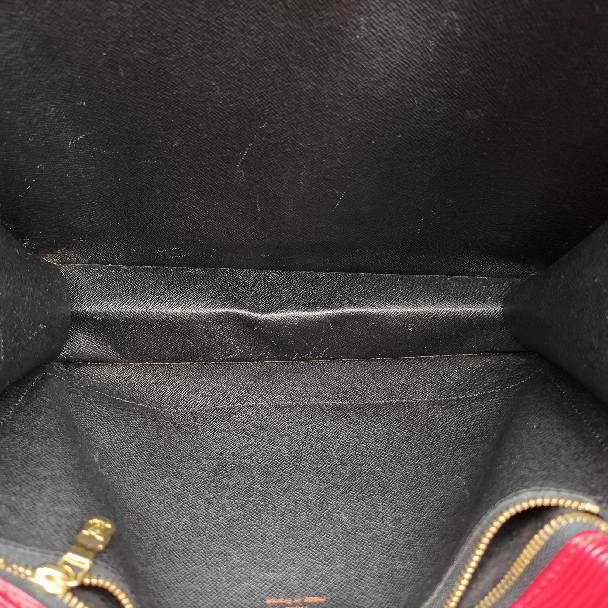 Secondhand Louis Vuitton MONCEAU Castilian Red Epi M52122 shoulderbag | stylenewstar