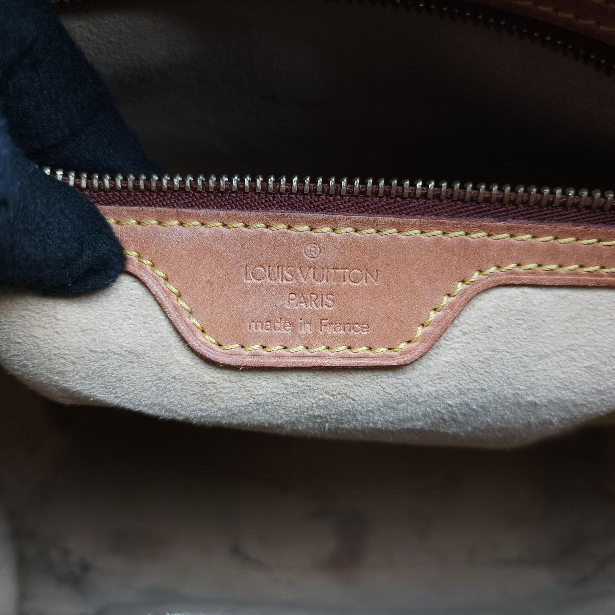 Secondhand Louis Vuitton LOOPING GM Brown Monogram Canvas M51145 shoulderbag | stylenewstar