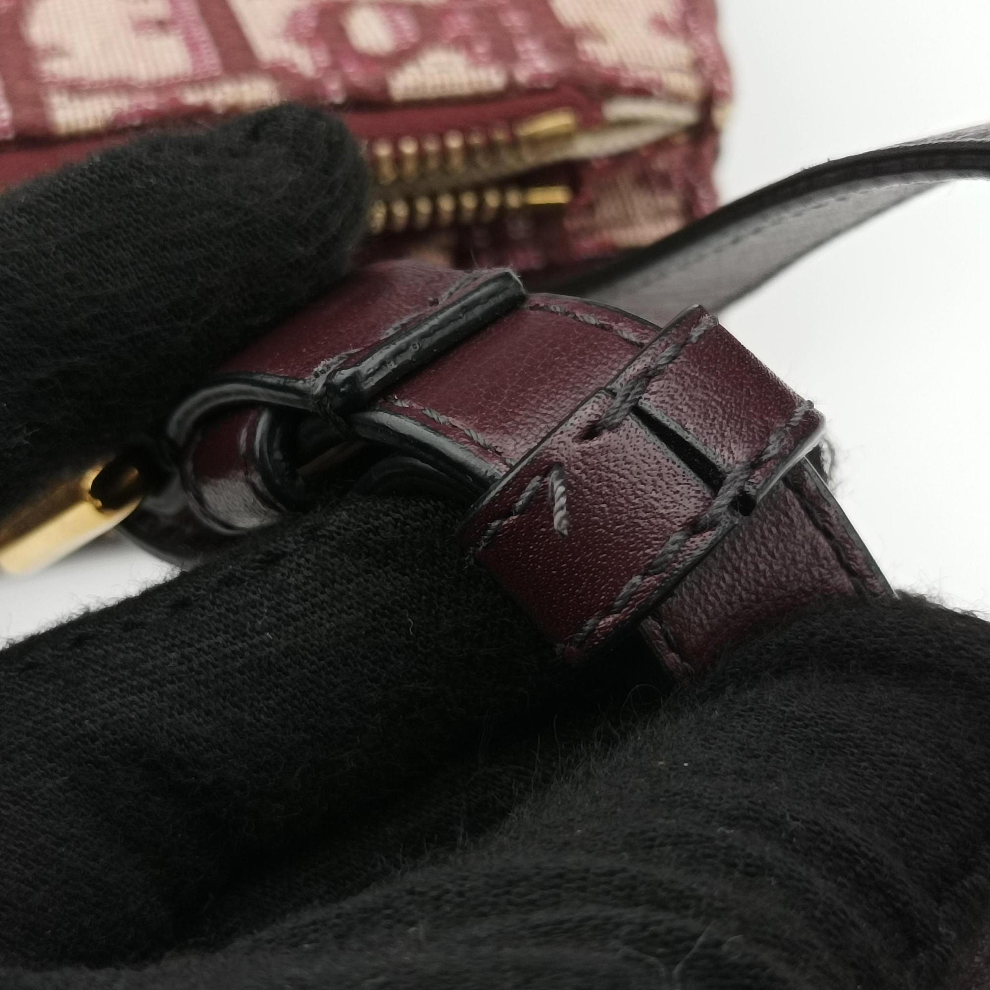 Pre-owned Christian Dior saddle Red Jacquard  shoulderbag | stylenewstar