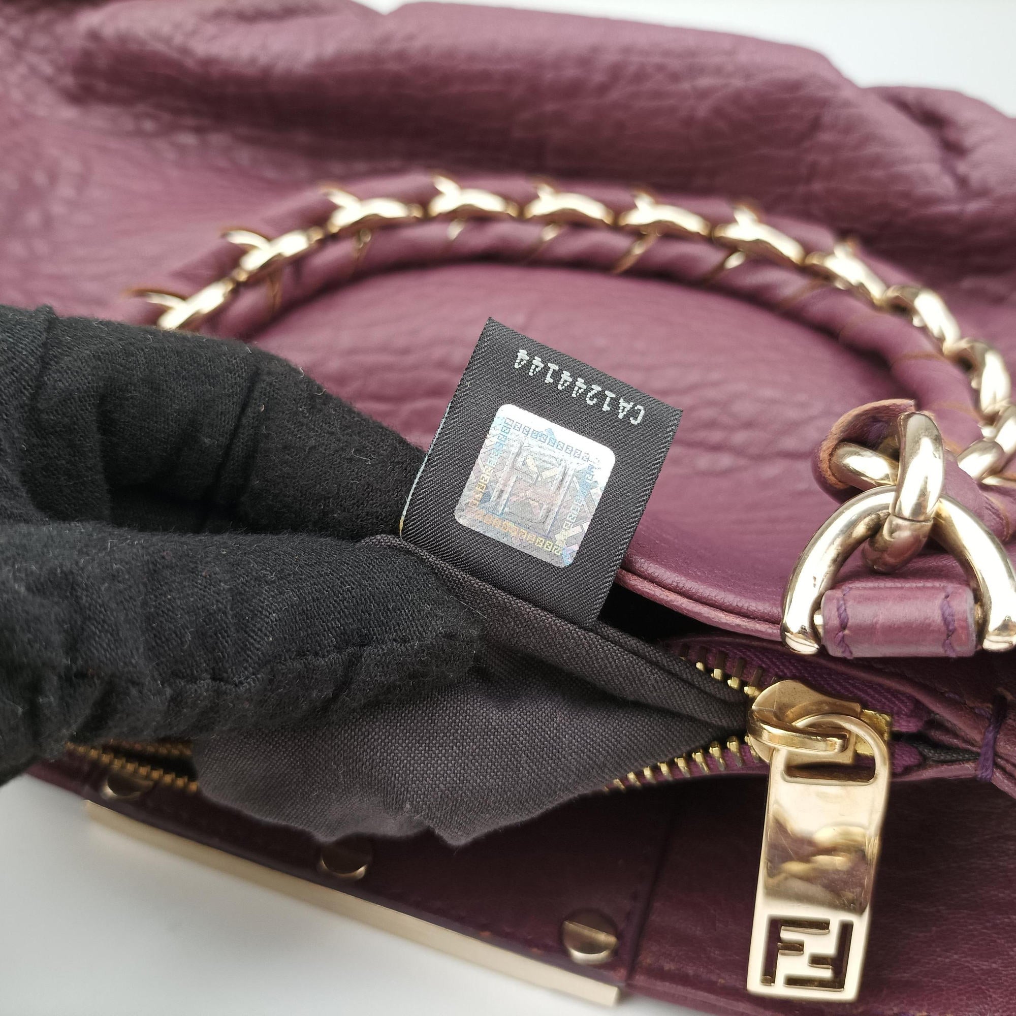 Pre-owned Fendi Mia Purple Leather 8BR615 shoulderbag | stylenewstar