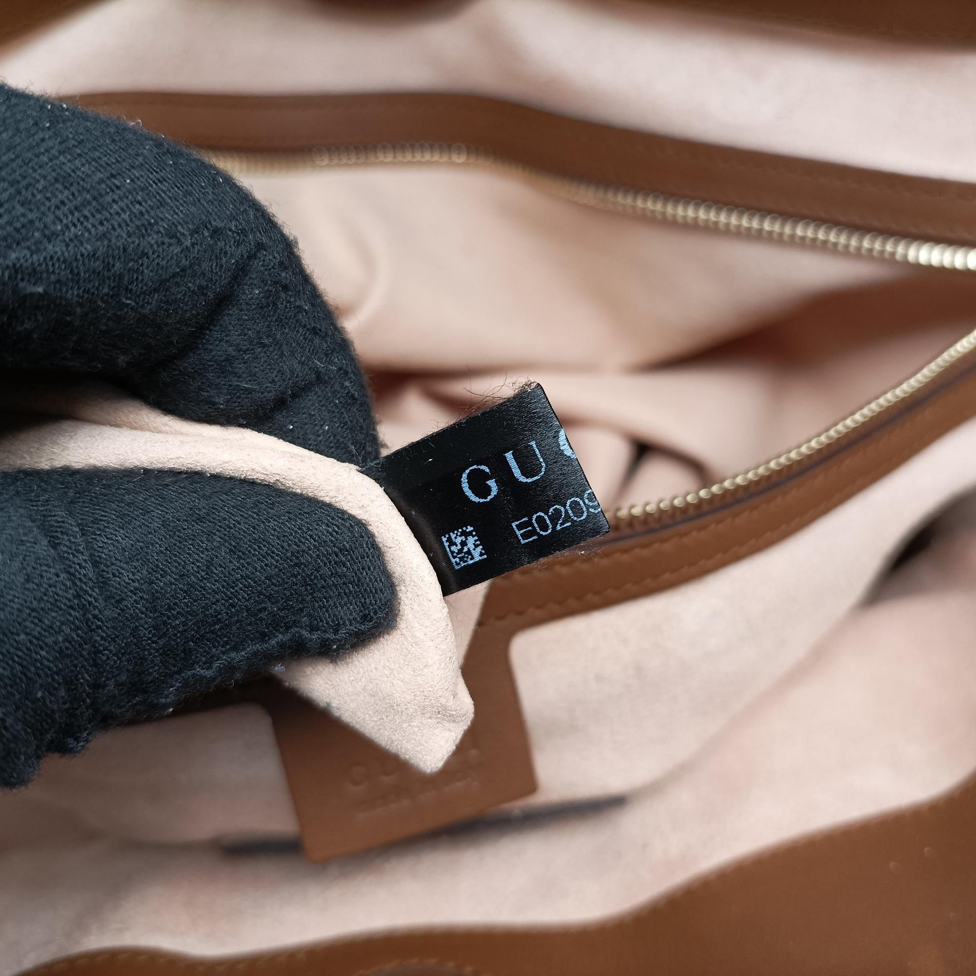 Vintage Gucci GG Supreme Brown PVC coated canvas 453705 shoulderbag | stylenewstar