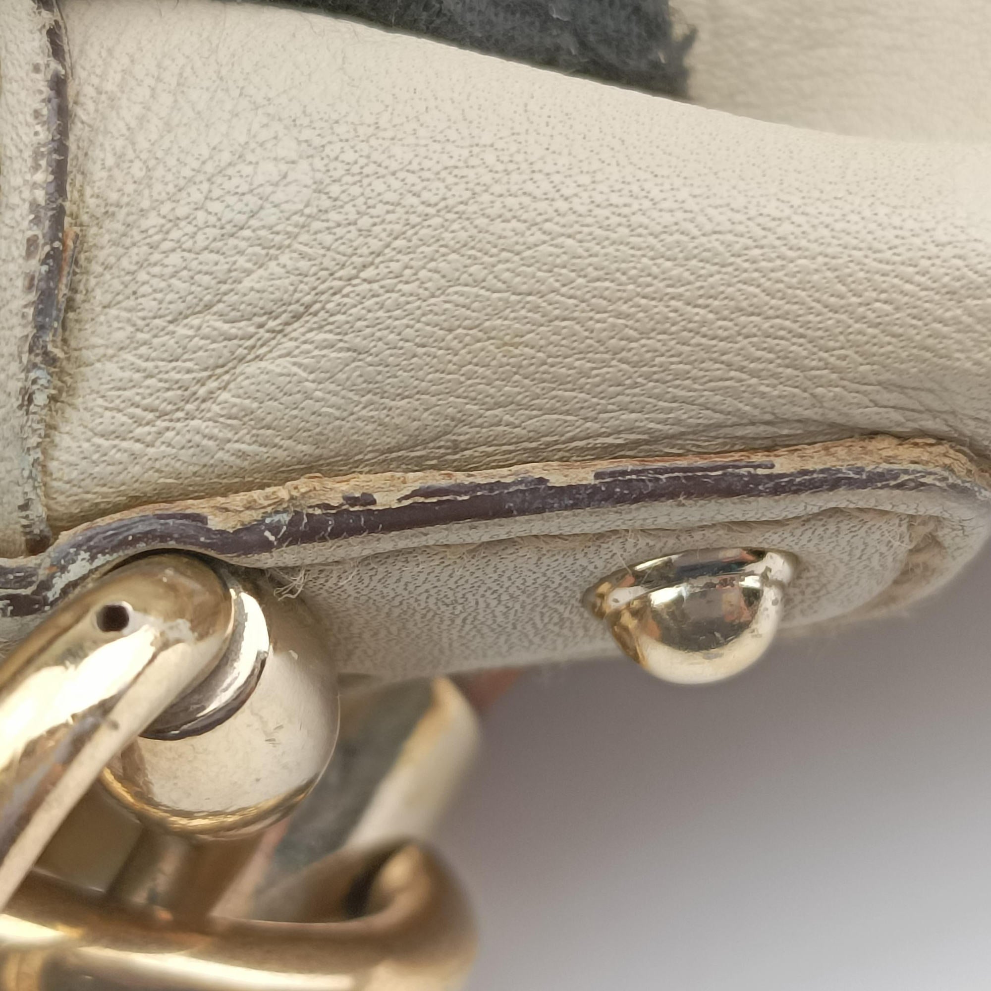 Pre-owned Gucci Bamboo White Leather 169976 shoulderbag | stylenewstar