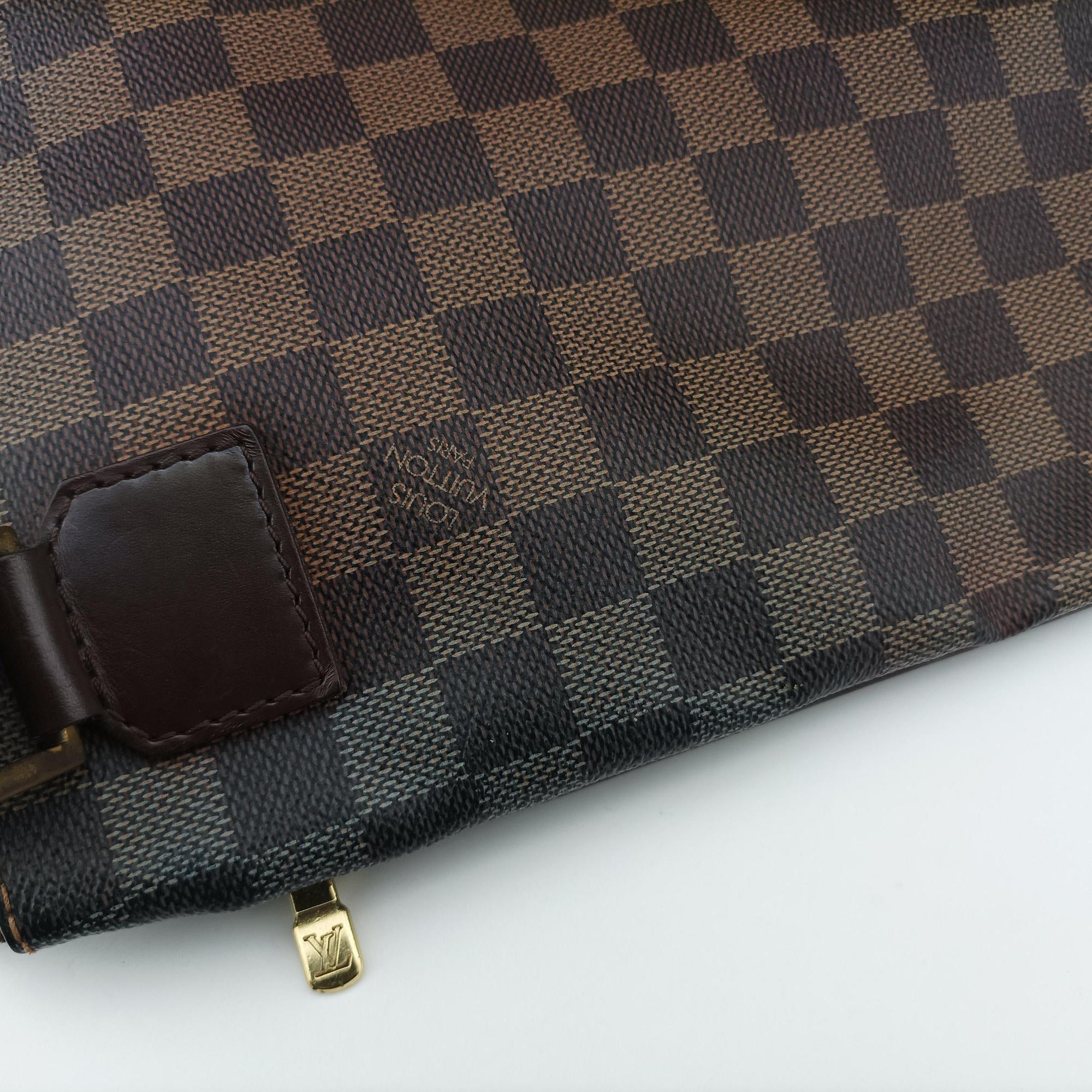 Pre-owned Louis Vuitton Pochette BOSPHORE EBENE Damier Canvas N51111 shoulderbag | stylenewstar