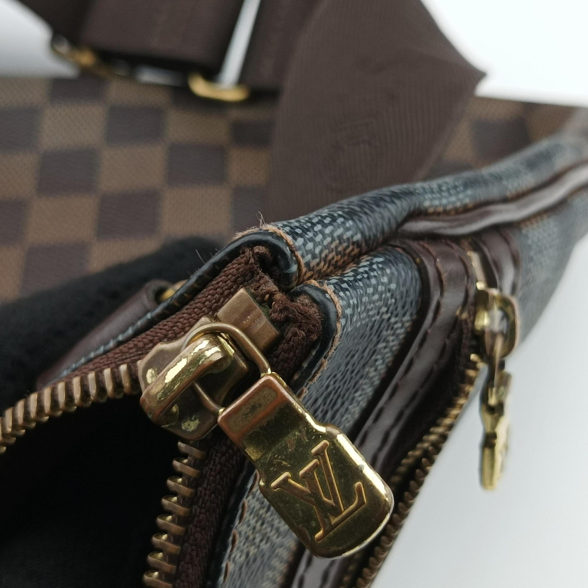 Pre-owned Louis Vuitton Pochette BOSPHORE EBENE Damier Canvas N51111 shoulderbag | stylenewstar