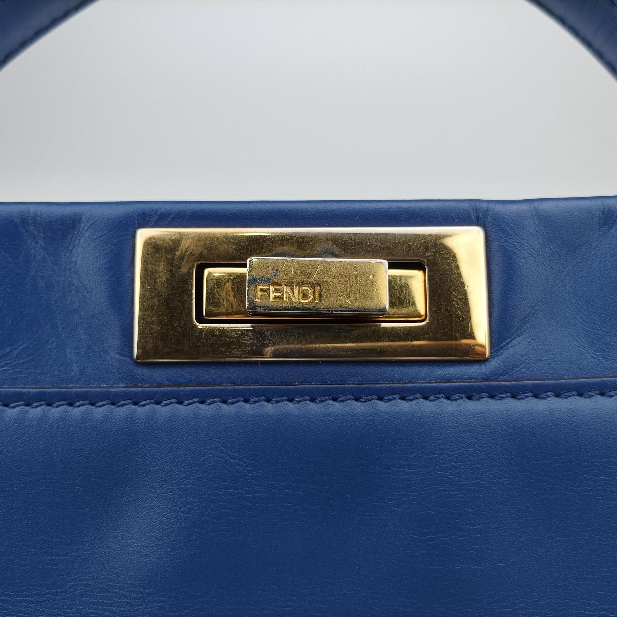 Secondhand Fendi PEEKABOO Blue Leather 8BN226 shoulderbag | stylenewstar
