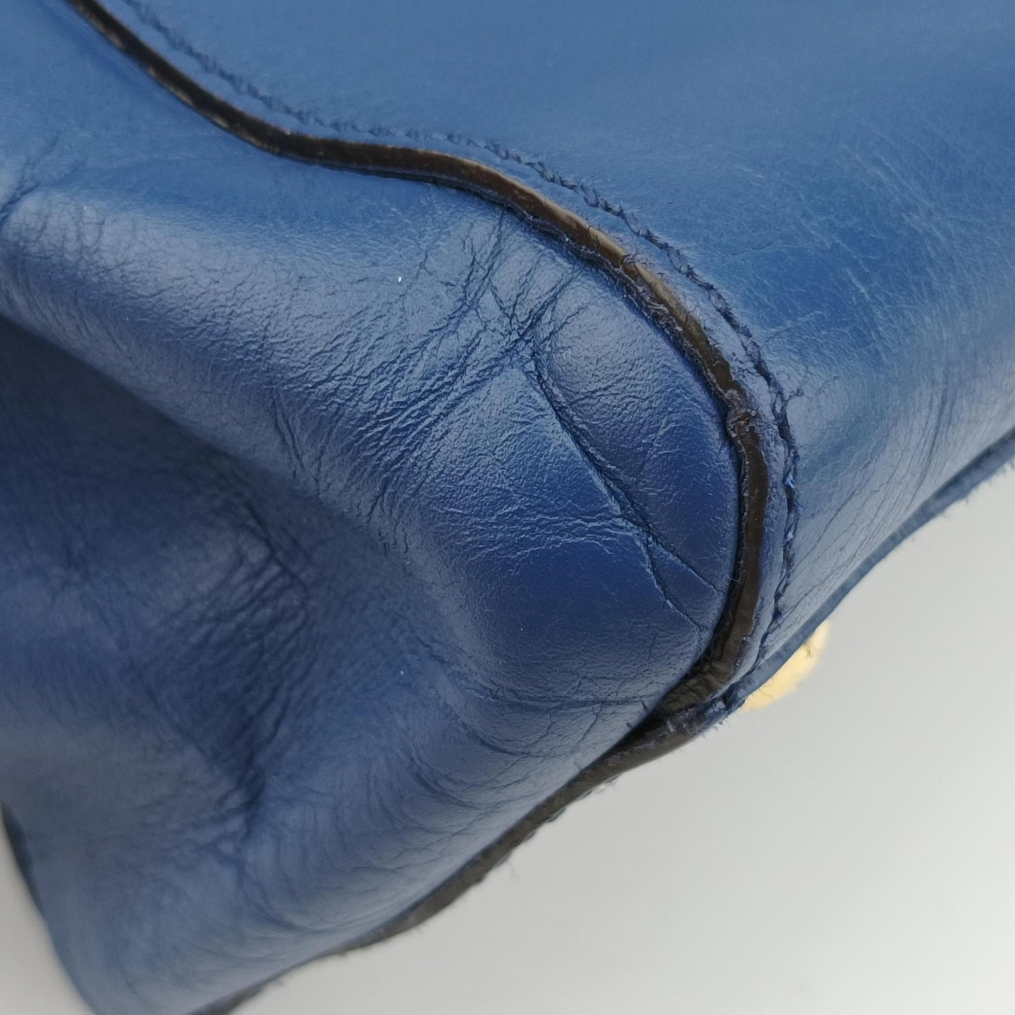 Secondhand Fendi PEEKABOO Blue Leather 8BN226 shoulderbag | stylenewstar