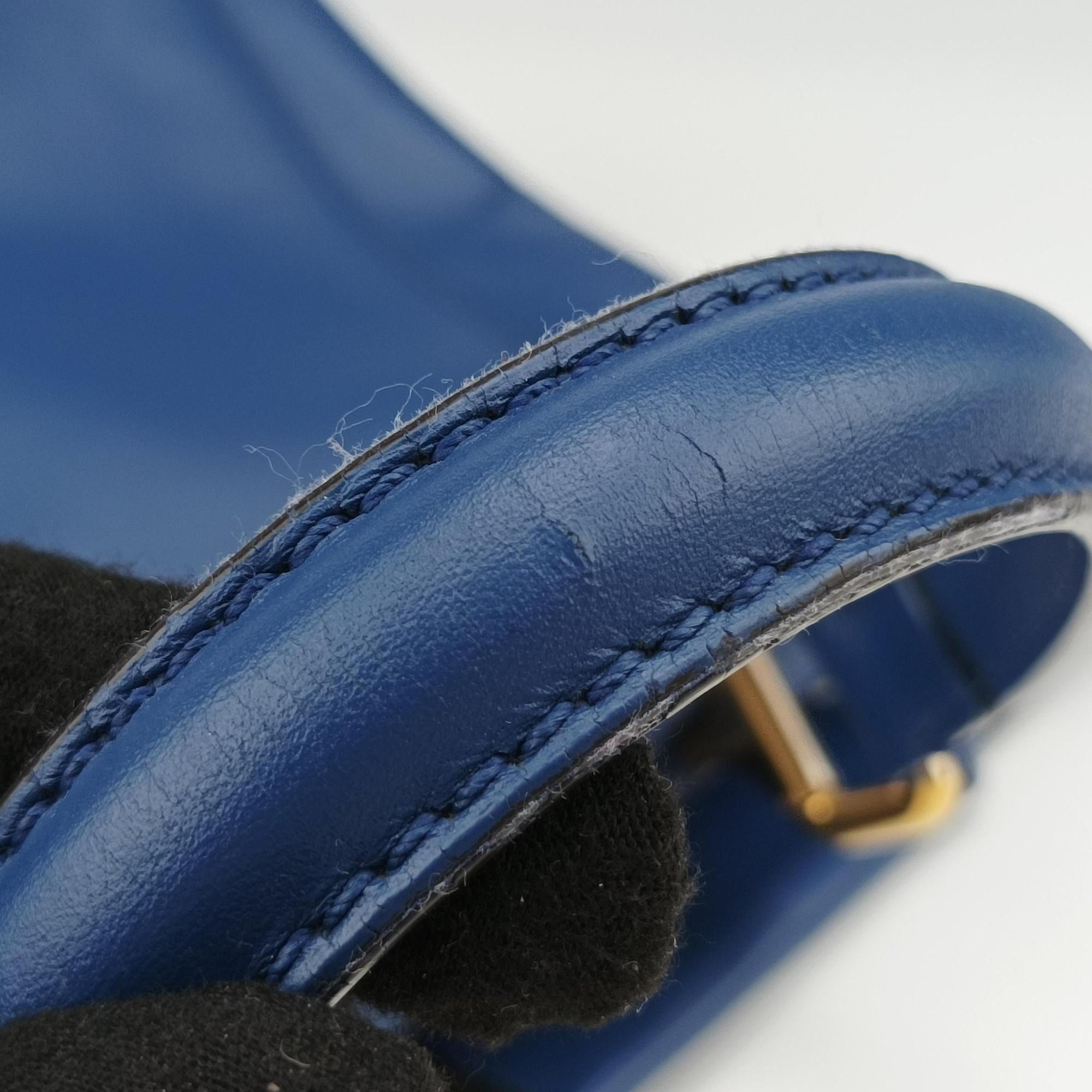 Secondhand Fendi PEEKABOO Blue Leather 8BN226 shoulderbag | stylenewstar