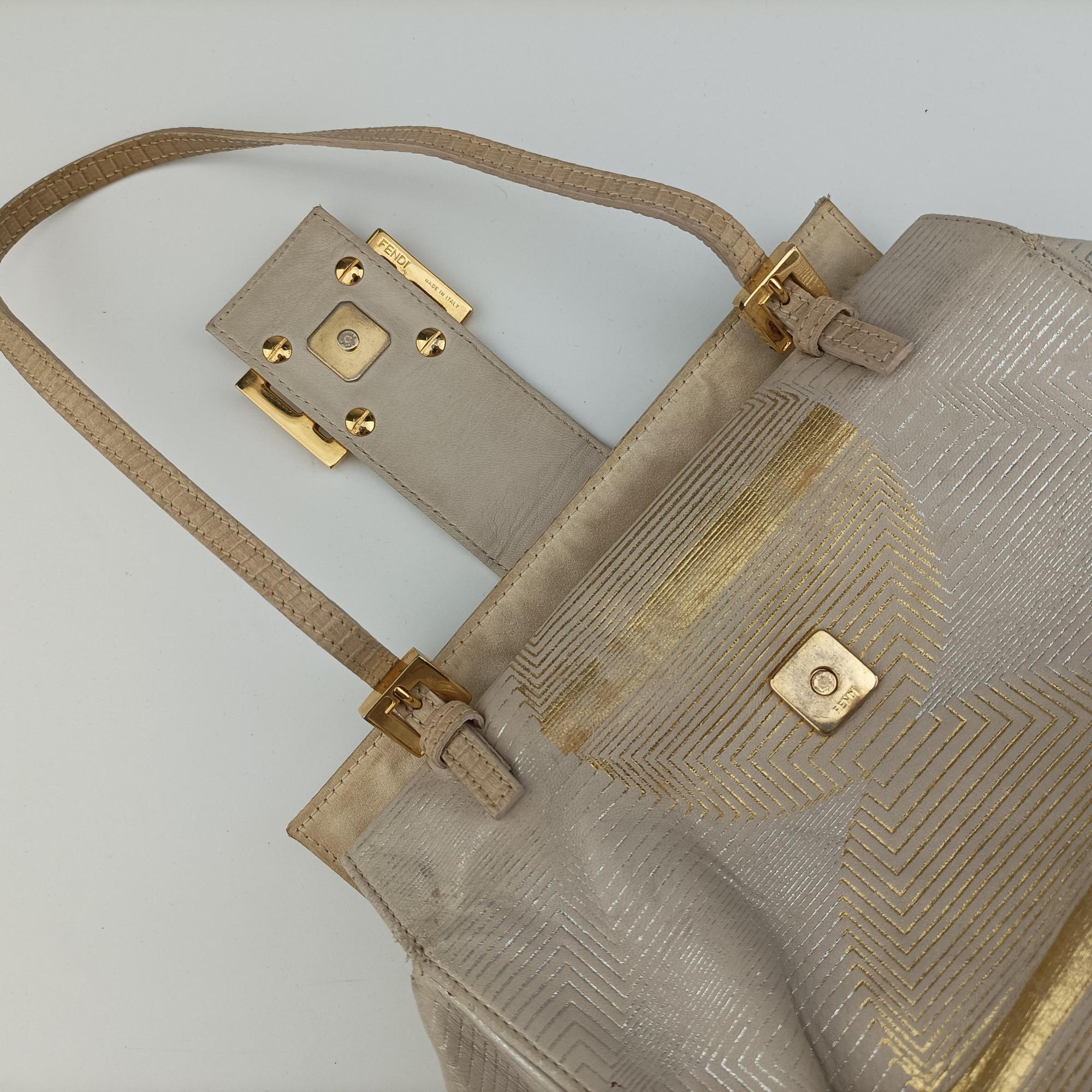 Pre-owned Fendi Bento Box Beige×Golden Canvas×Leather 101633 shoulderbag | stylenewstar