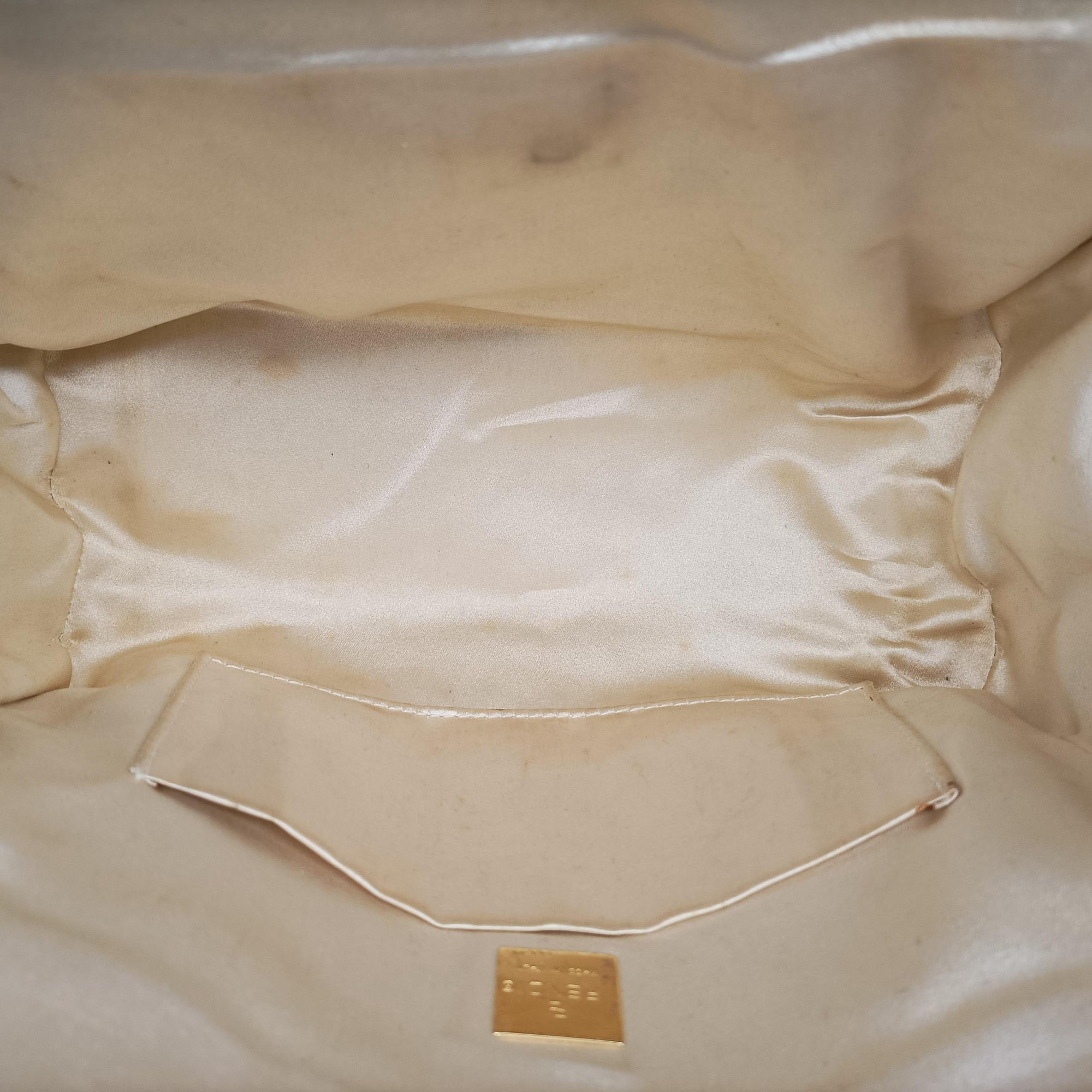 Pre-owned Fendi Bento Box Beige×Golden Canvas×Leather 101633 shoulderbag | stylenewstar