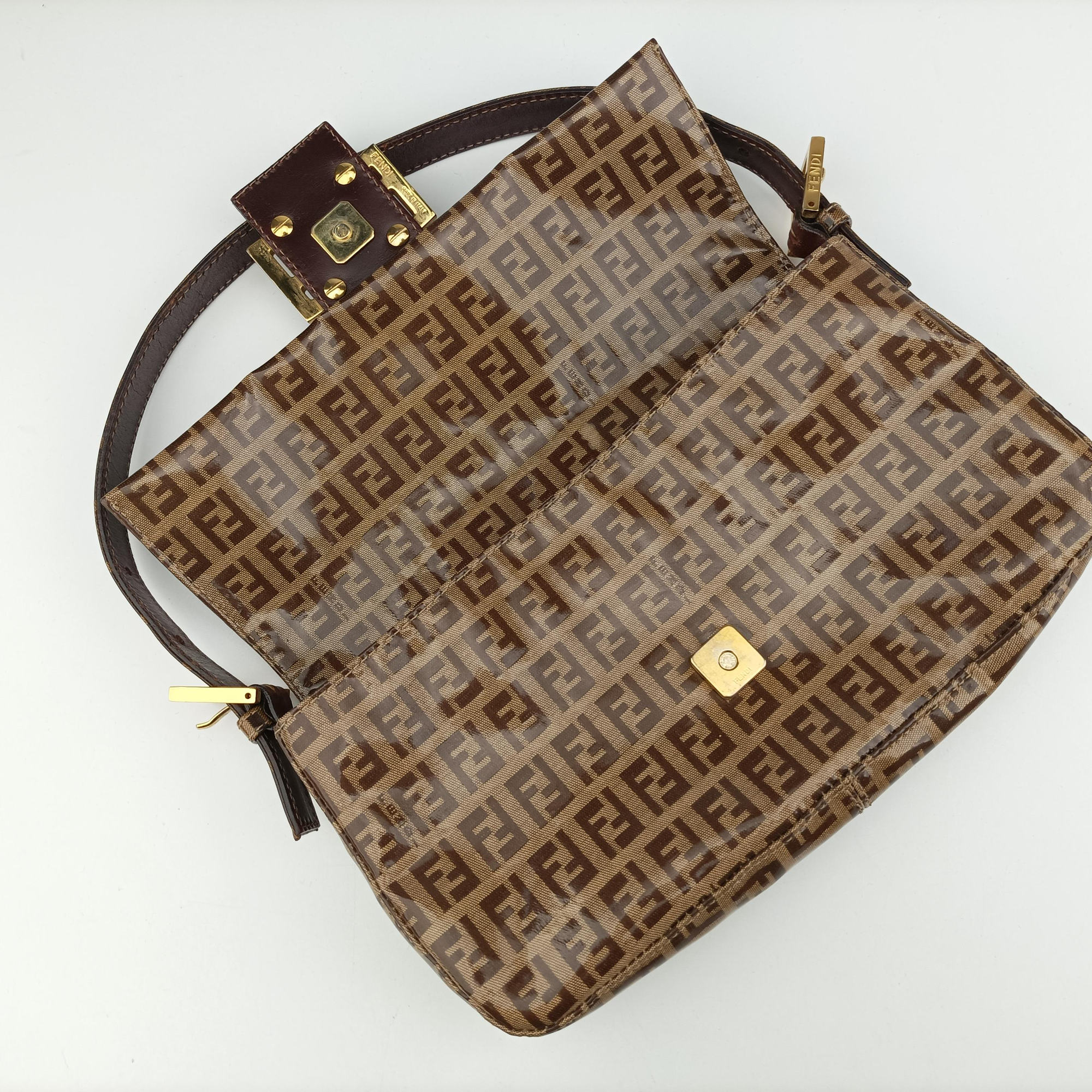 Pre-owned Fendi Baguette Brown PVC coated canvas 26424 shoulderbag | stylenewstar