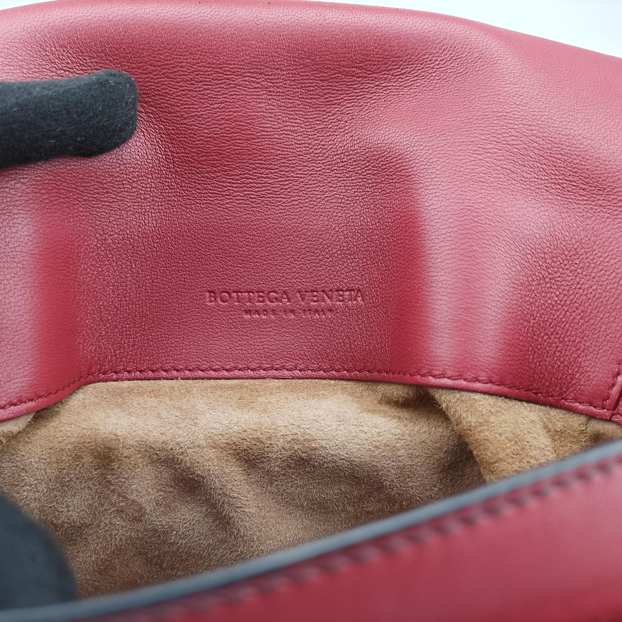 Pre-owned Bottega Veneta Luna Intrecciato Red lambskin  shoulderbag | stylenewstar