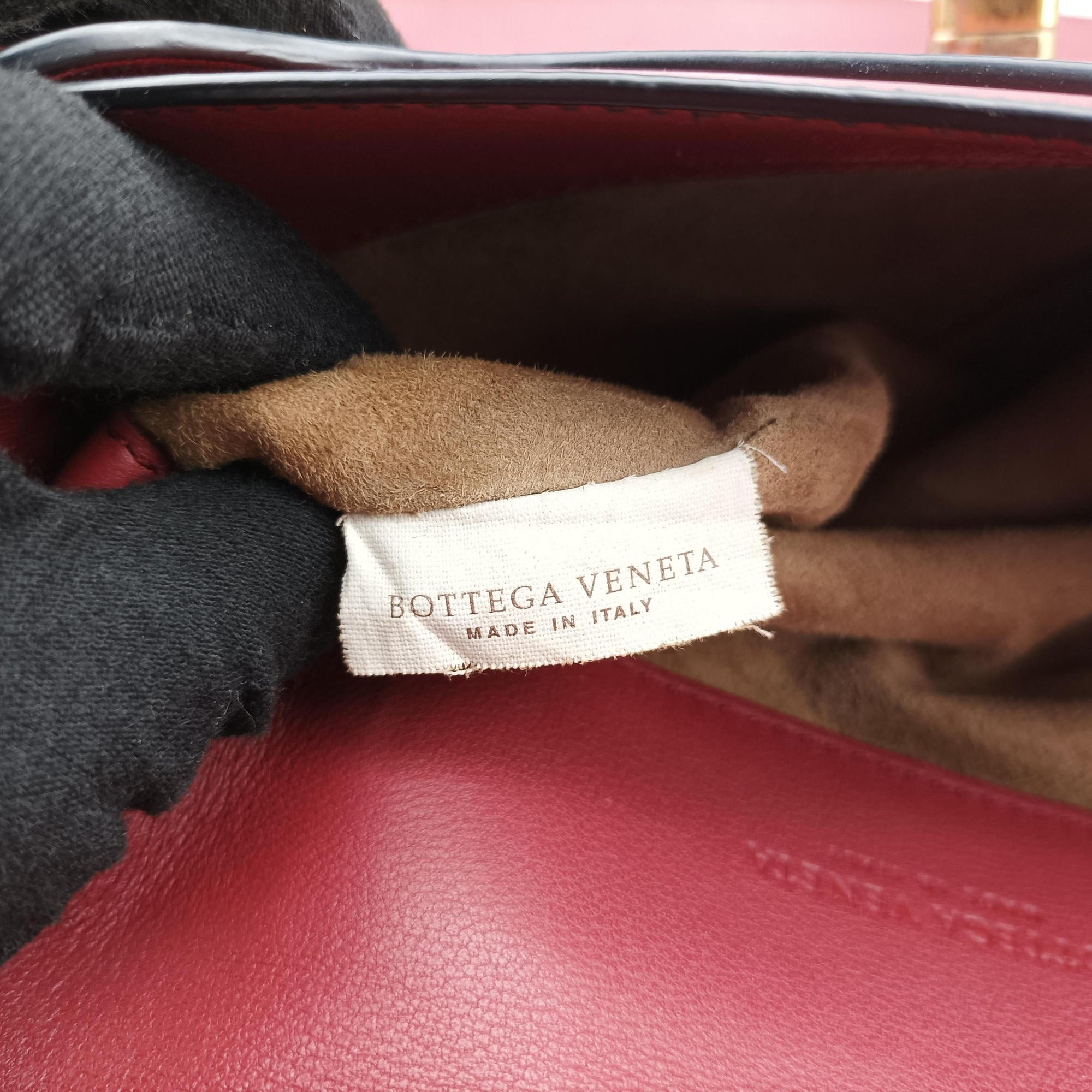 Pre-owned Bottega Veneta Luna Intrecciato Red lambskin  shoulderbag | stylenewstar