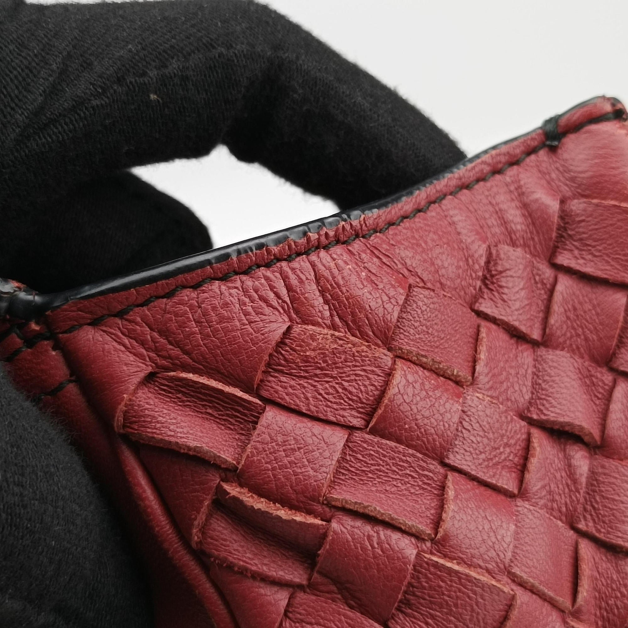 Pre-owned Bottega Veneta Luna Intrecciato Red lambskin  shoulderbag | stylenewstar