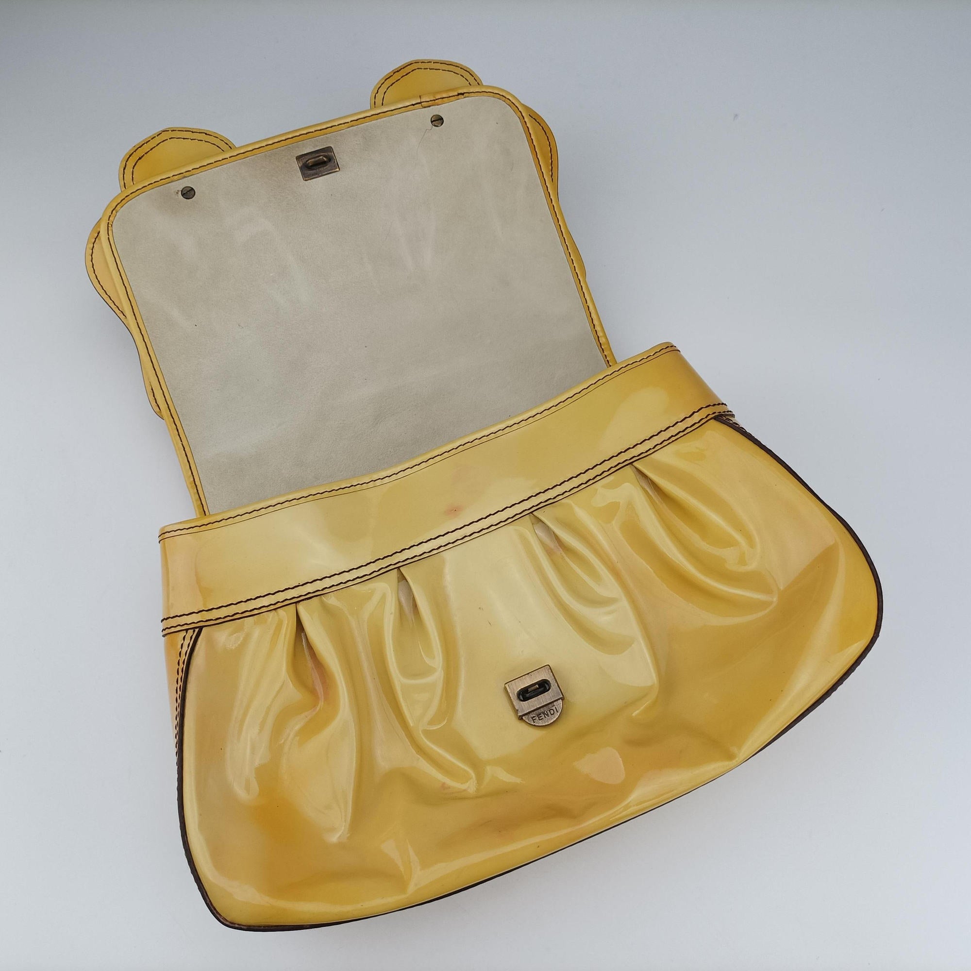 Pre-owned Fendi B Bag Yellow Patent Leather 8BN165 shoulderbag | stylenewstar