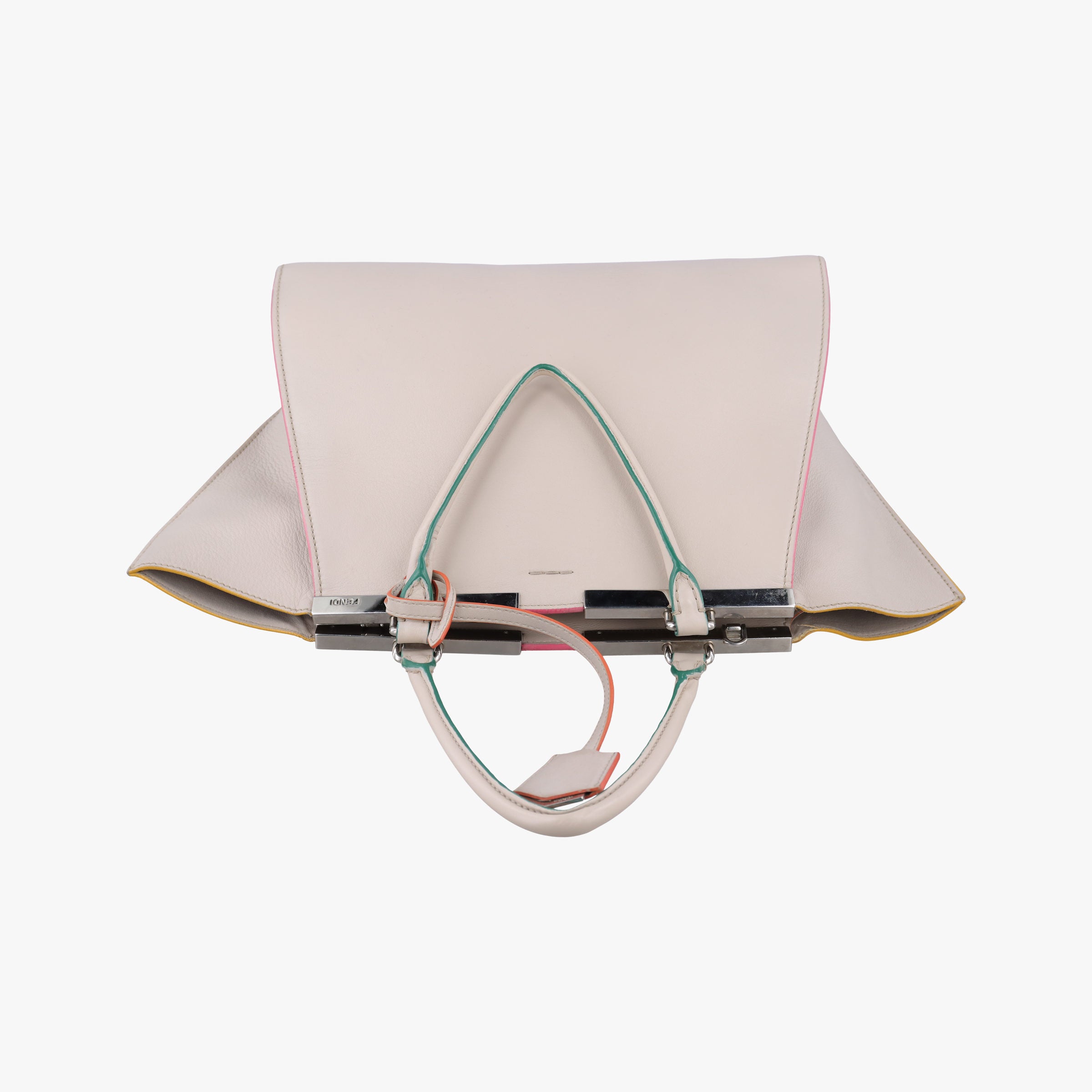 Pre-owned Fendi 3 Jours beige leather 8BH279 shoulderbag | stylenewstar