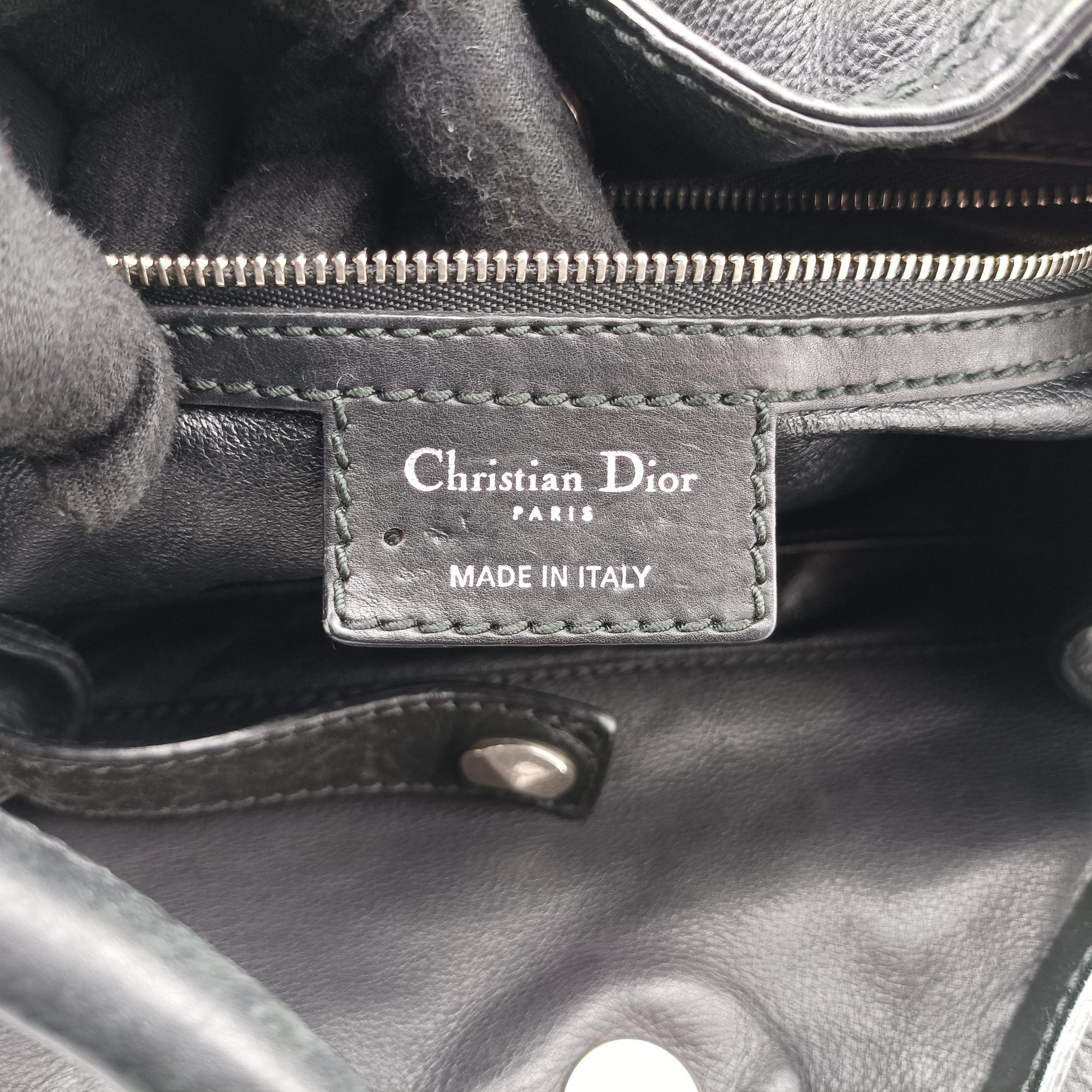 Pre-owned Christian Dior Lattice Messenger Black leather  shoulderbag | stylenewstar