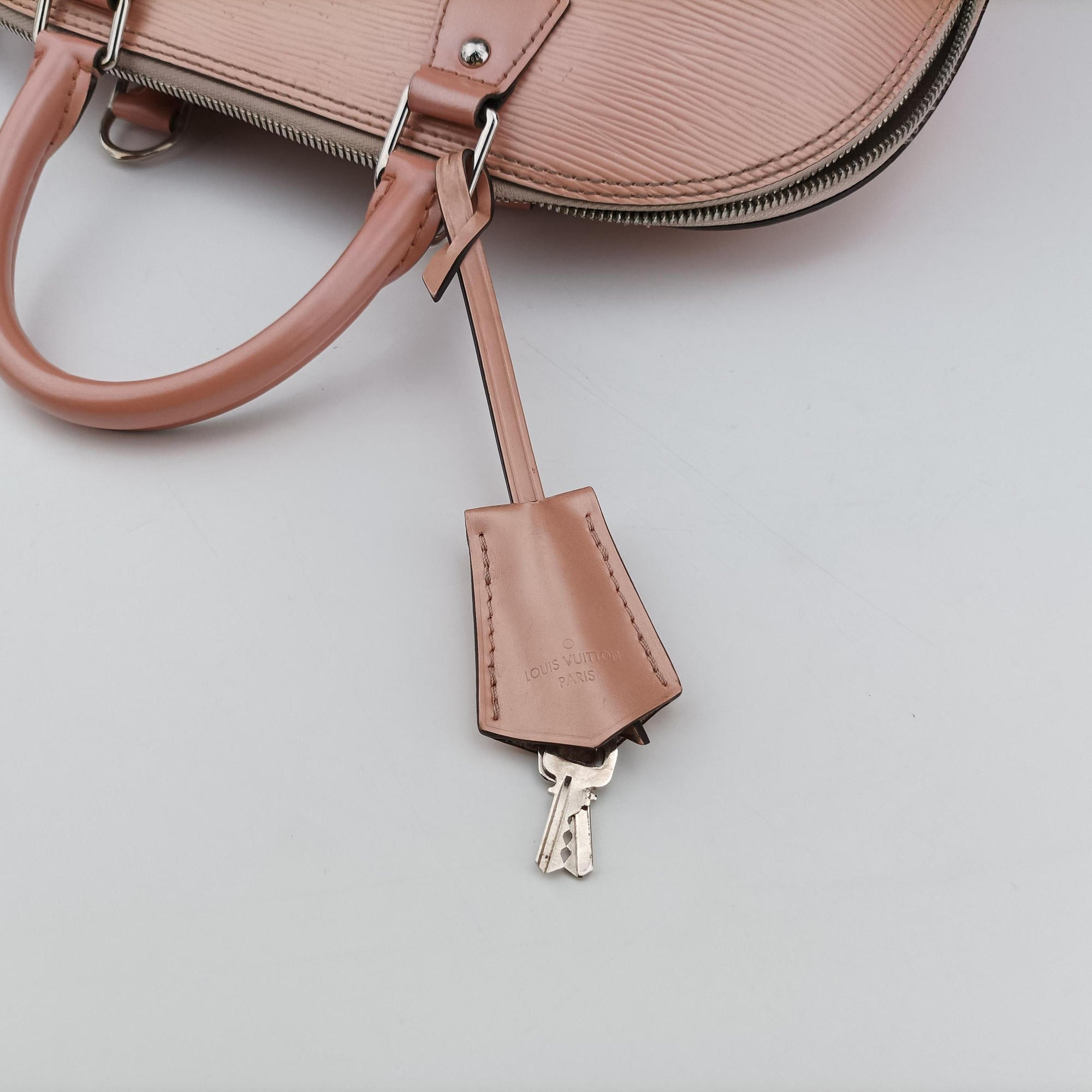 Pre-owned Louis Vuitton Alma PM ROSE BALLERIN Epi M41323 handbag | stylenewstar