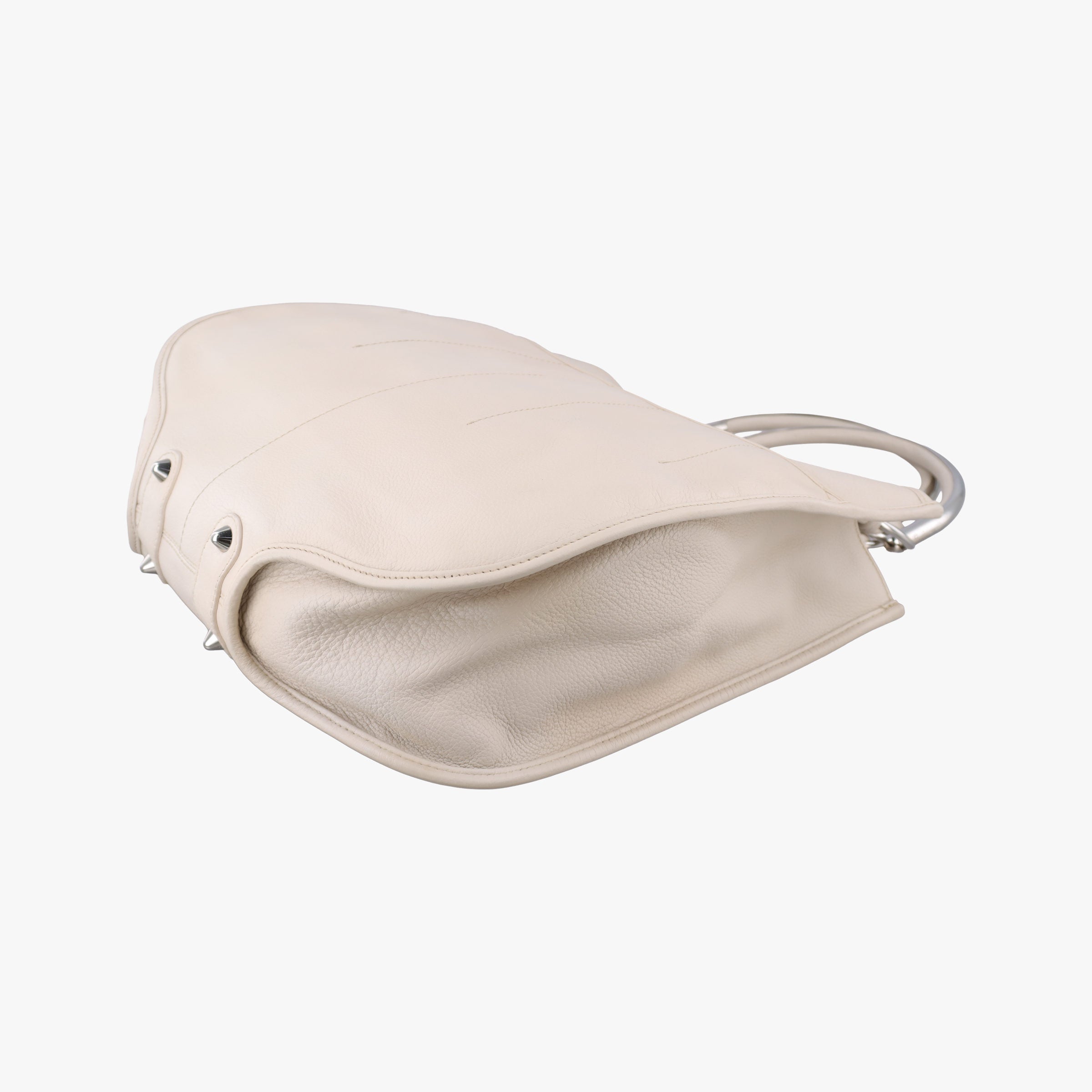 Pre-owned Christian Dior 61 Hobo White leather  handbag | stylenewstar