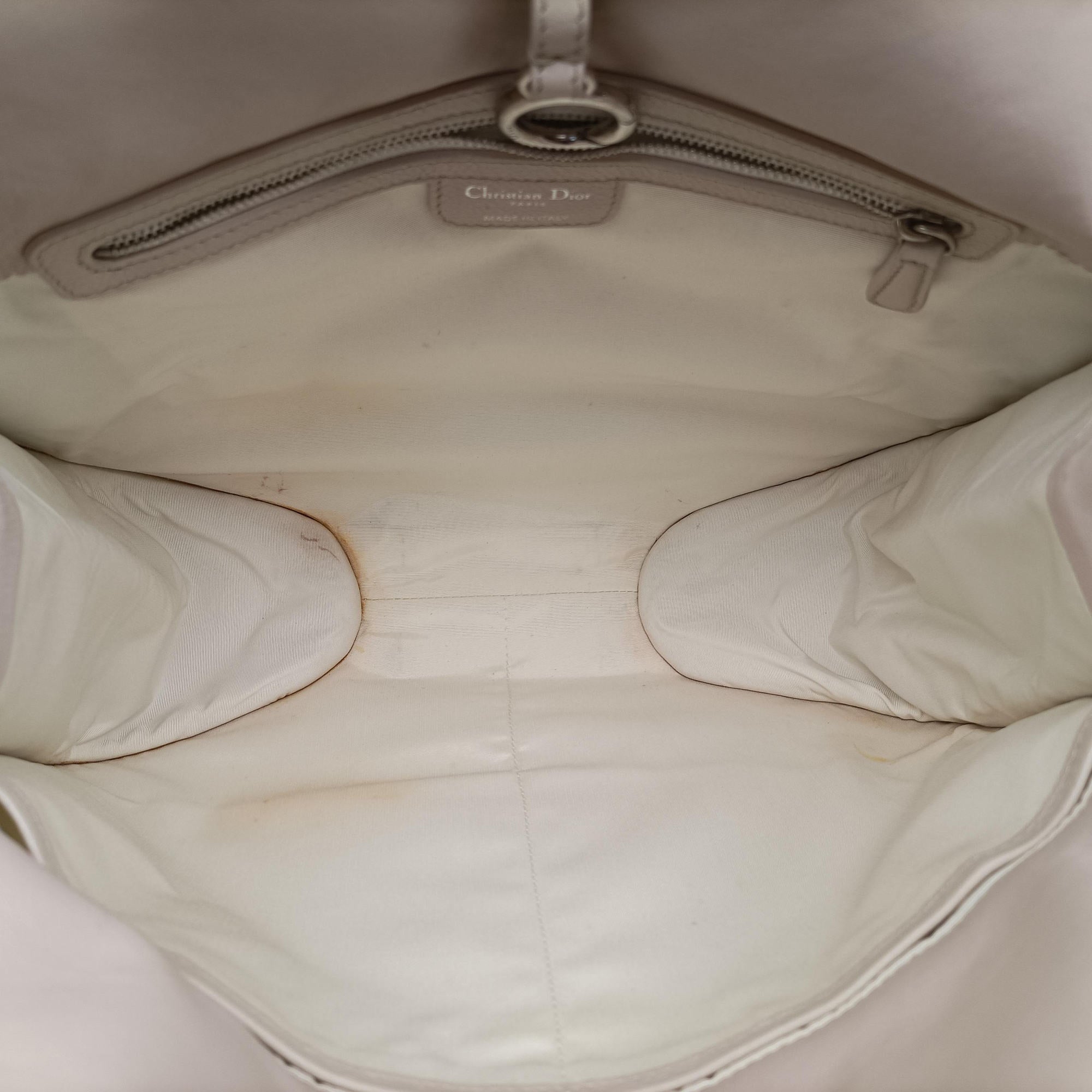 Pre-owned Christian Dior 61 Hobo White leather  handbag | stylenewstar